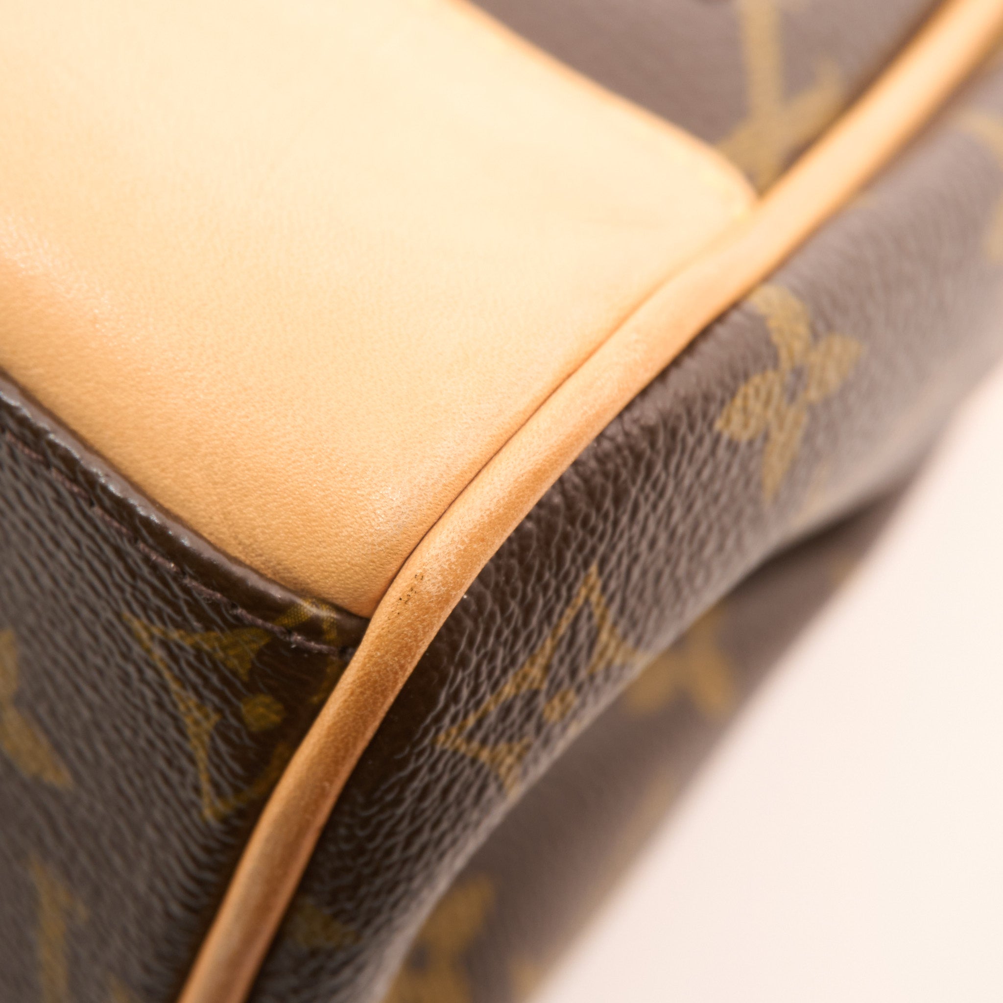 Louis Vuitton Beverly MM Monogram Shoulder Bag