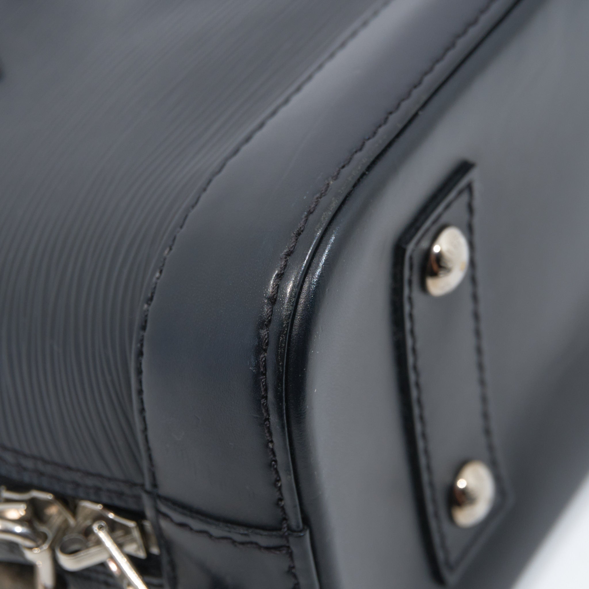 Louis Vuitton Alma BB Black Epi Leather