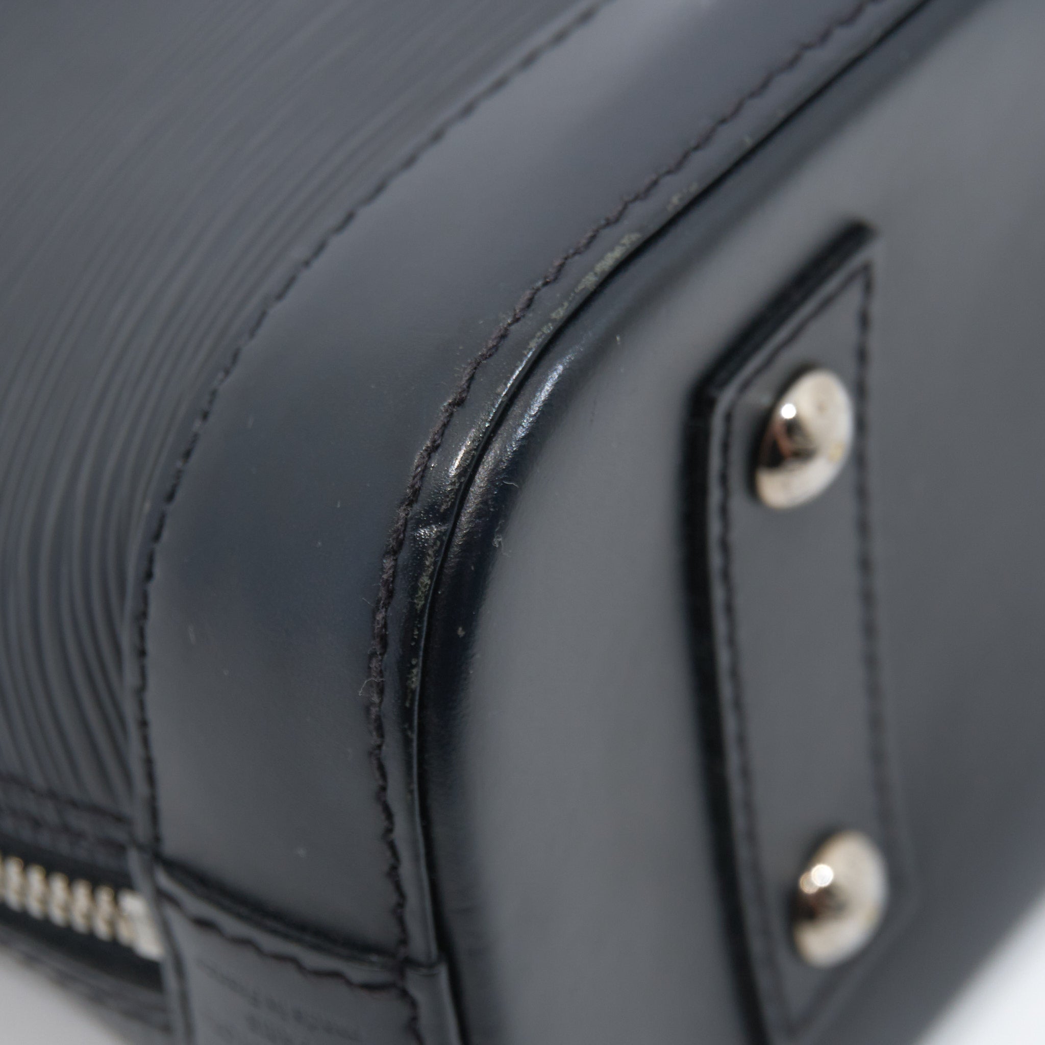 Louis Vuitton Alma BB Black Epi Leather