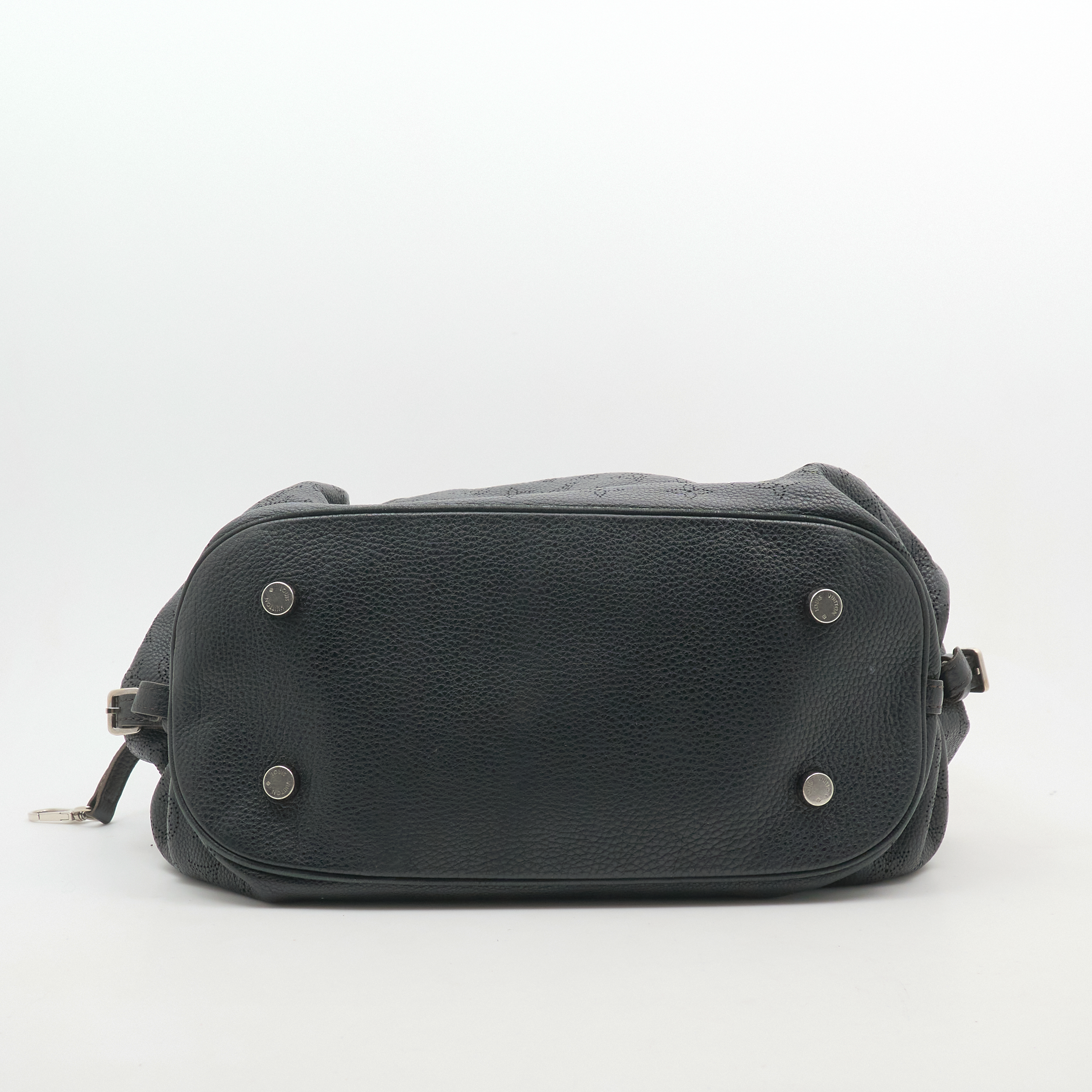 Louis Vuitton Black Mahina Hobo shoulder Bag