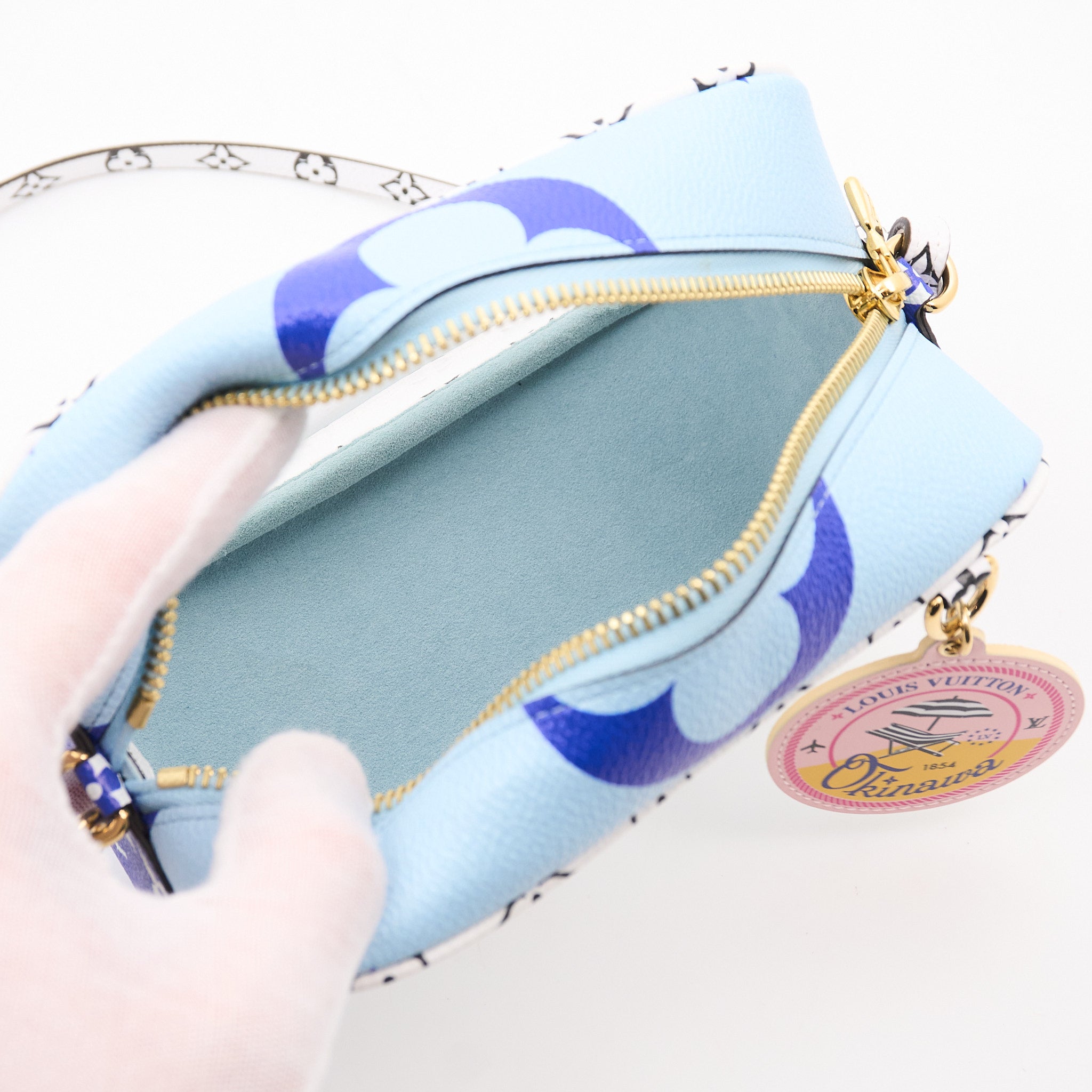 Louis Vuitton Blue Beach Gaint Okina