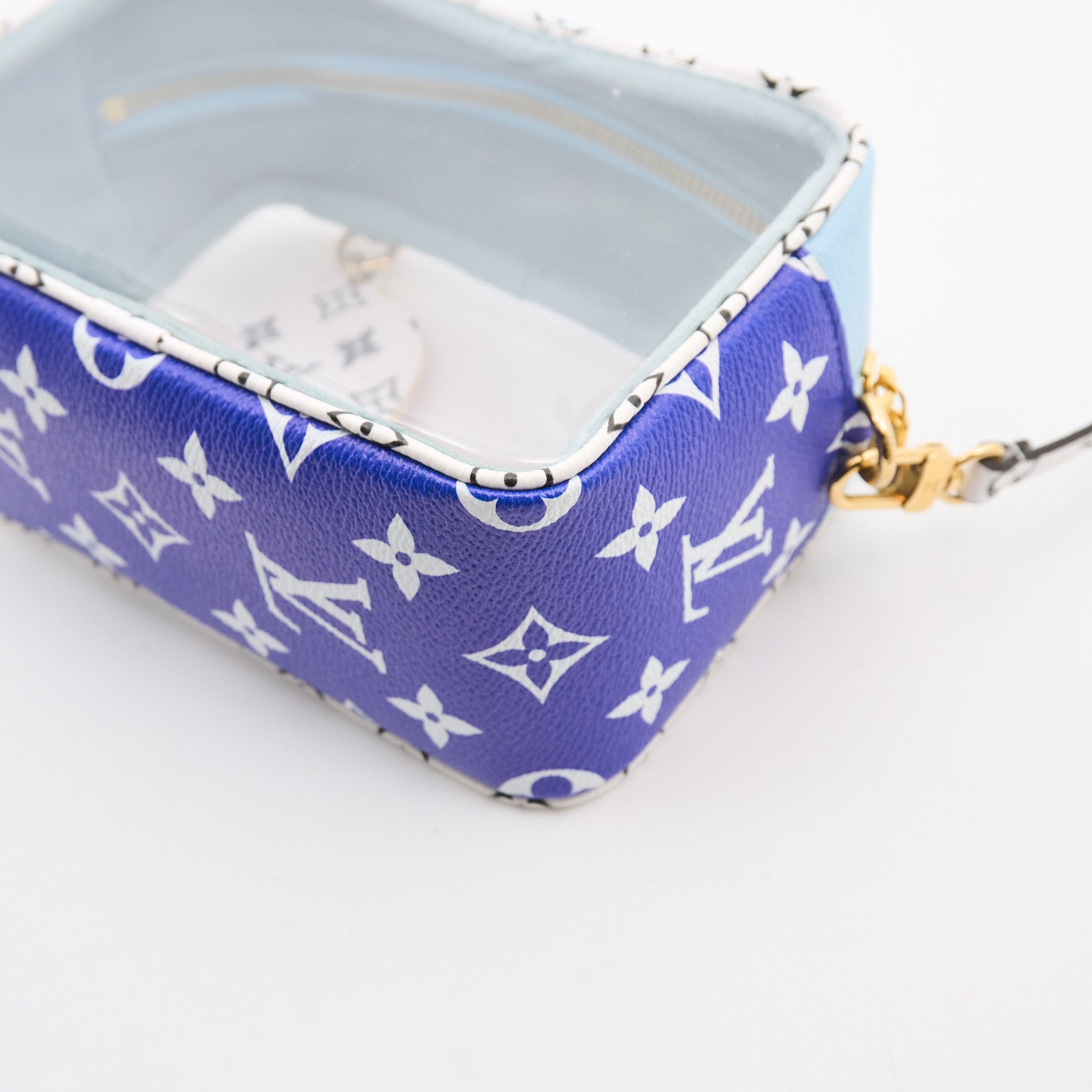 Louis Vuitton Blue Beach Gaint Okina