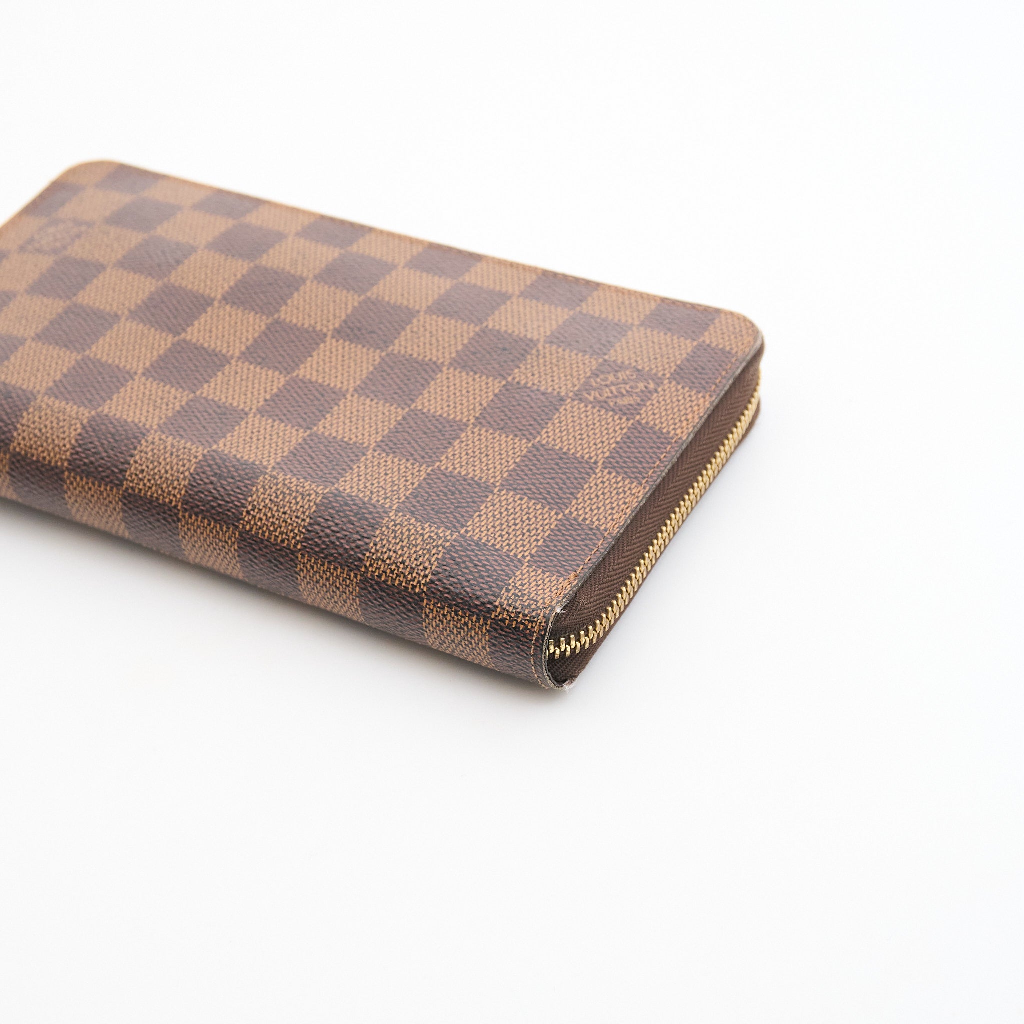 Louis Vuitton Canvas Zippy Wallet in Damier Ebene