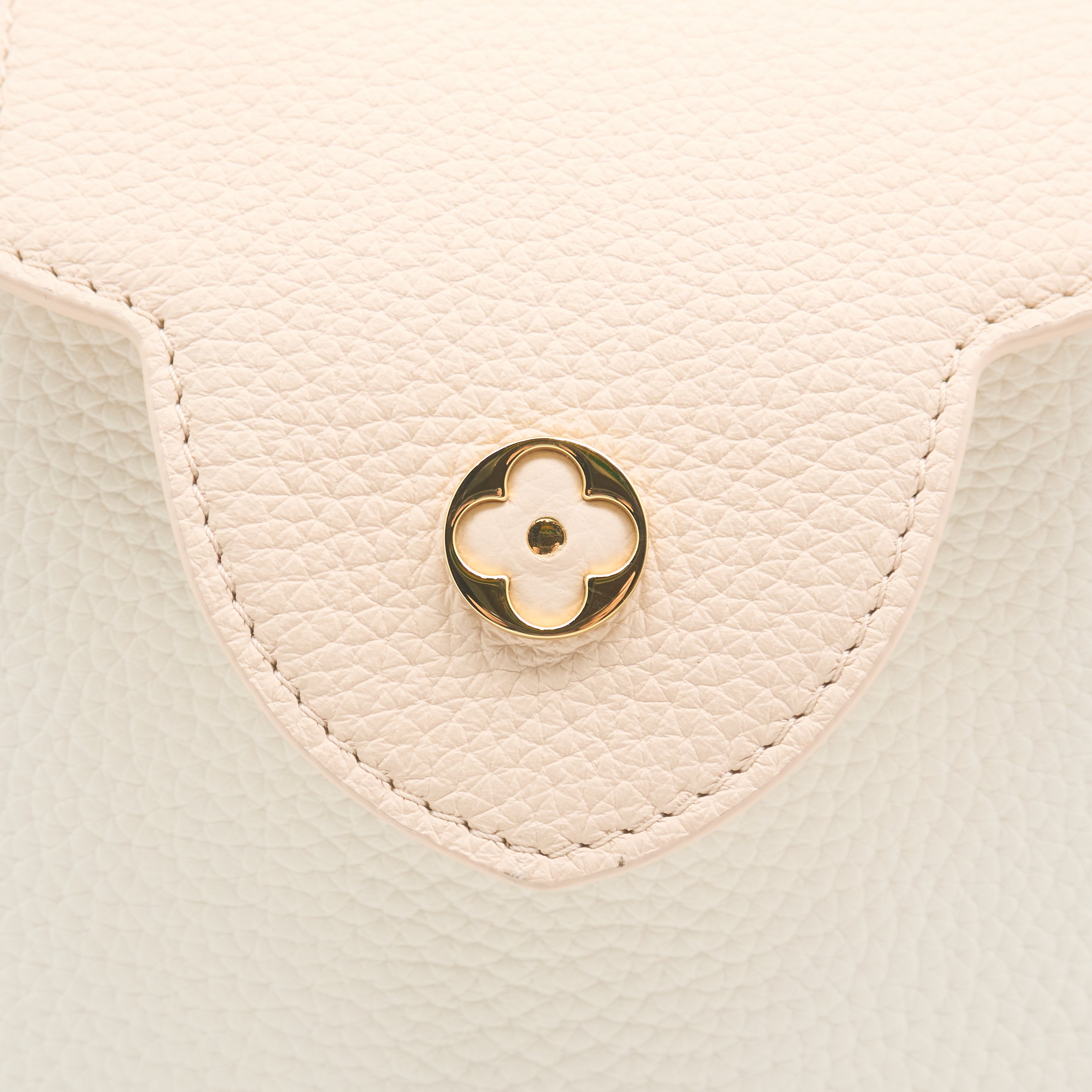 Louis Vuitton Capucines BB Snow White Taurillon Leather