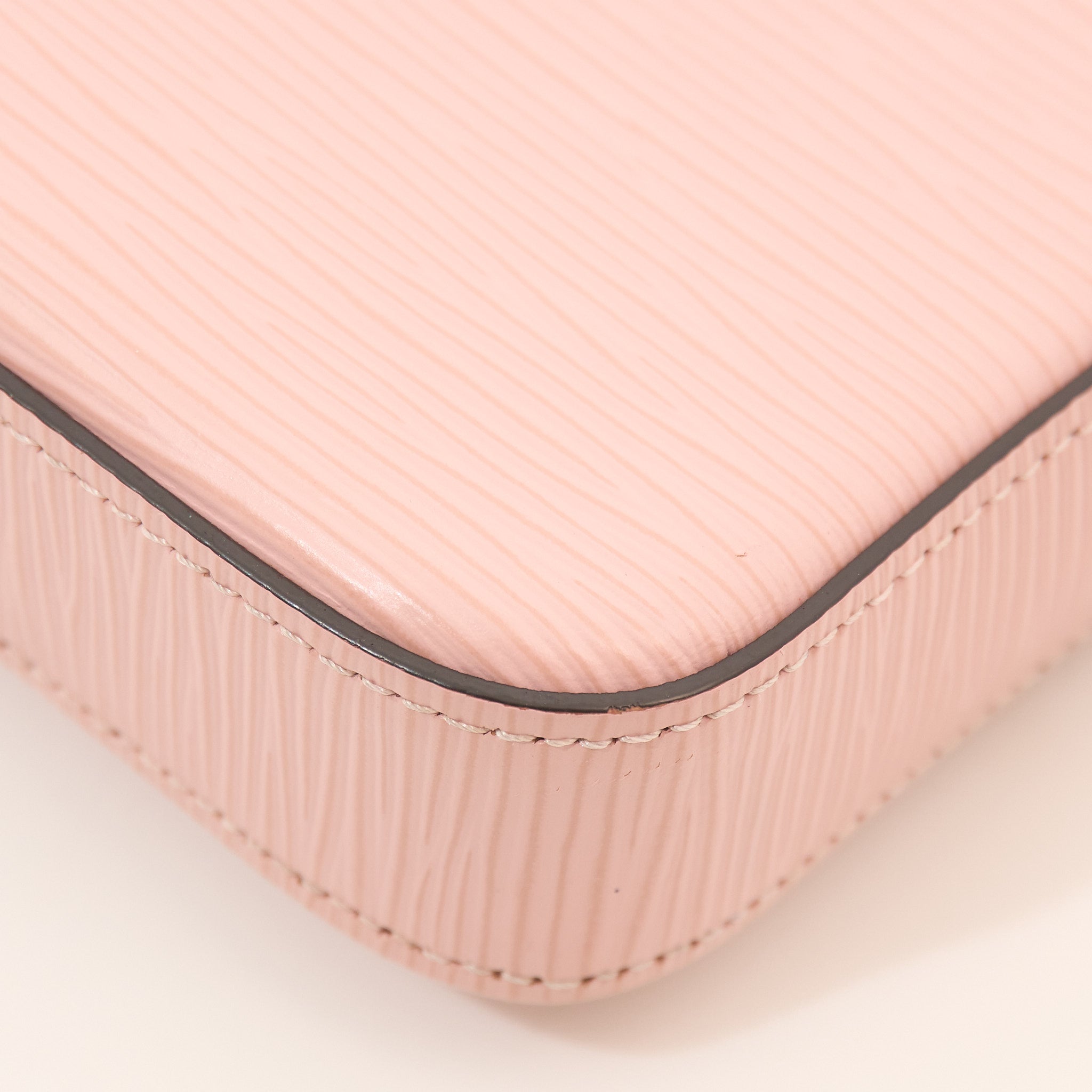 Louis Vuitton Felicie Pochette Epi Pink