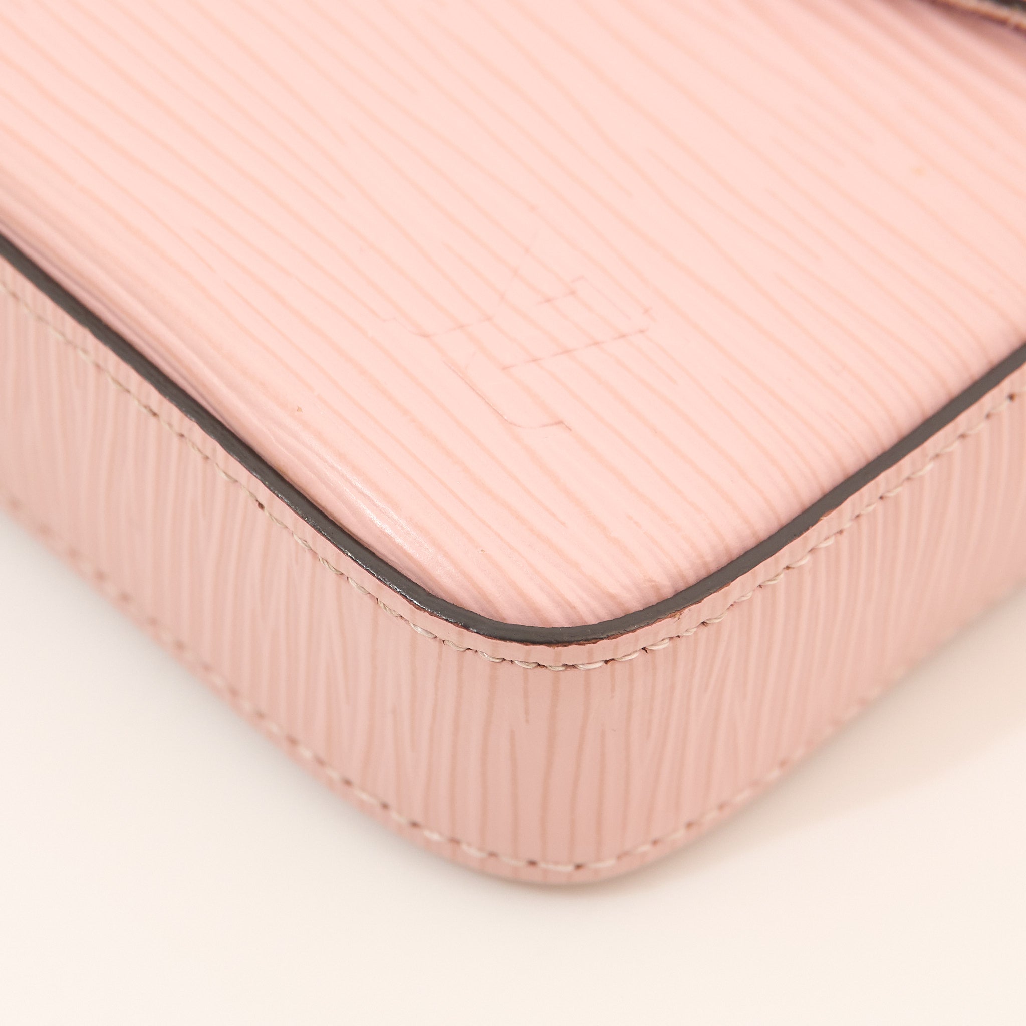 Louis Vuitton Felicie Pochette Epi Pink