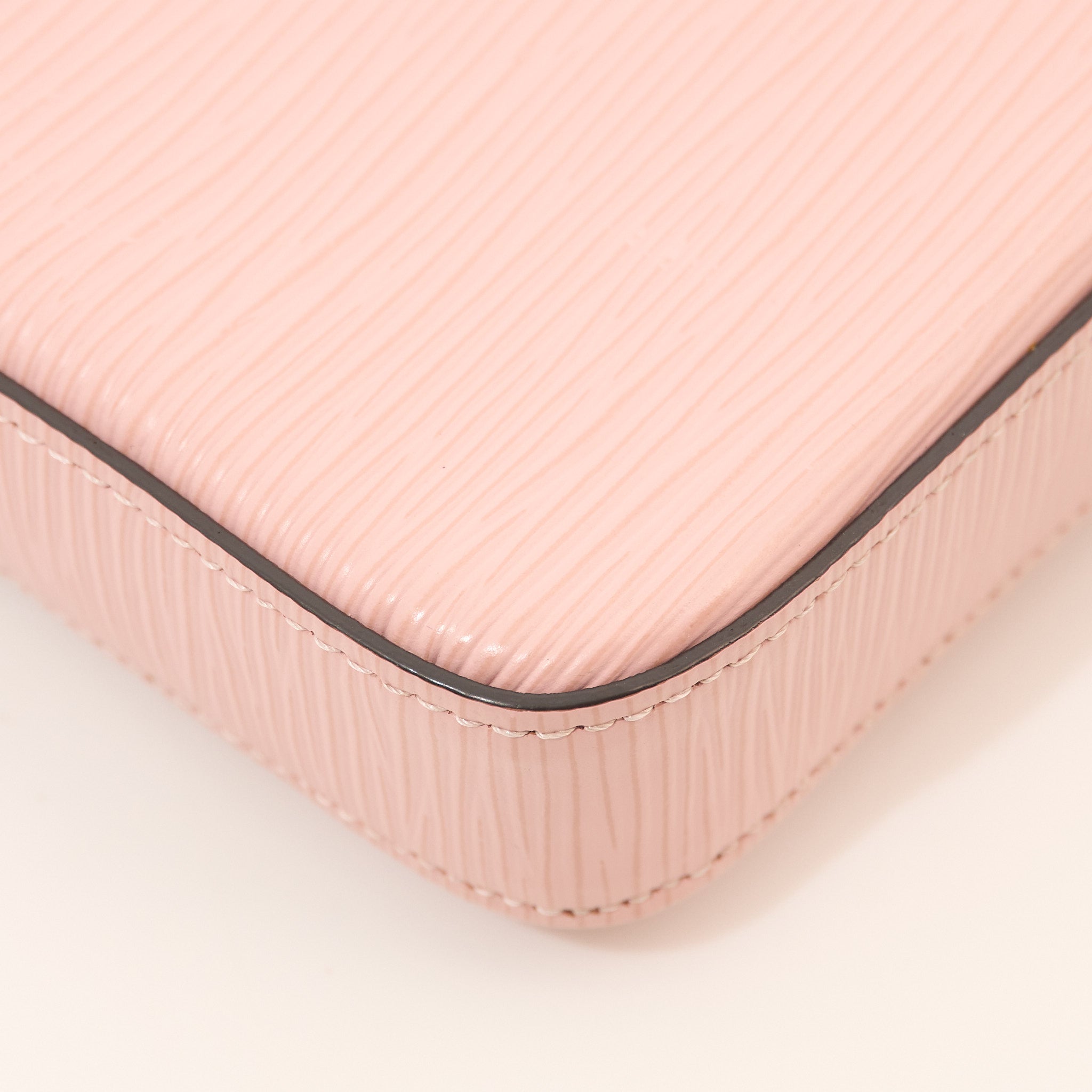 Louis Vuitton Felicie Pochette Epi Pink