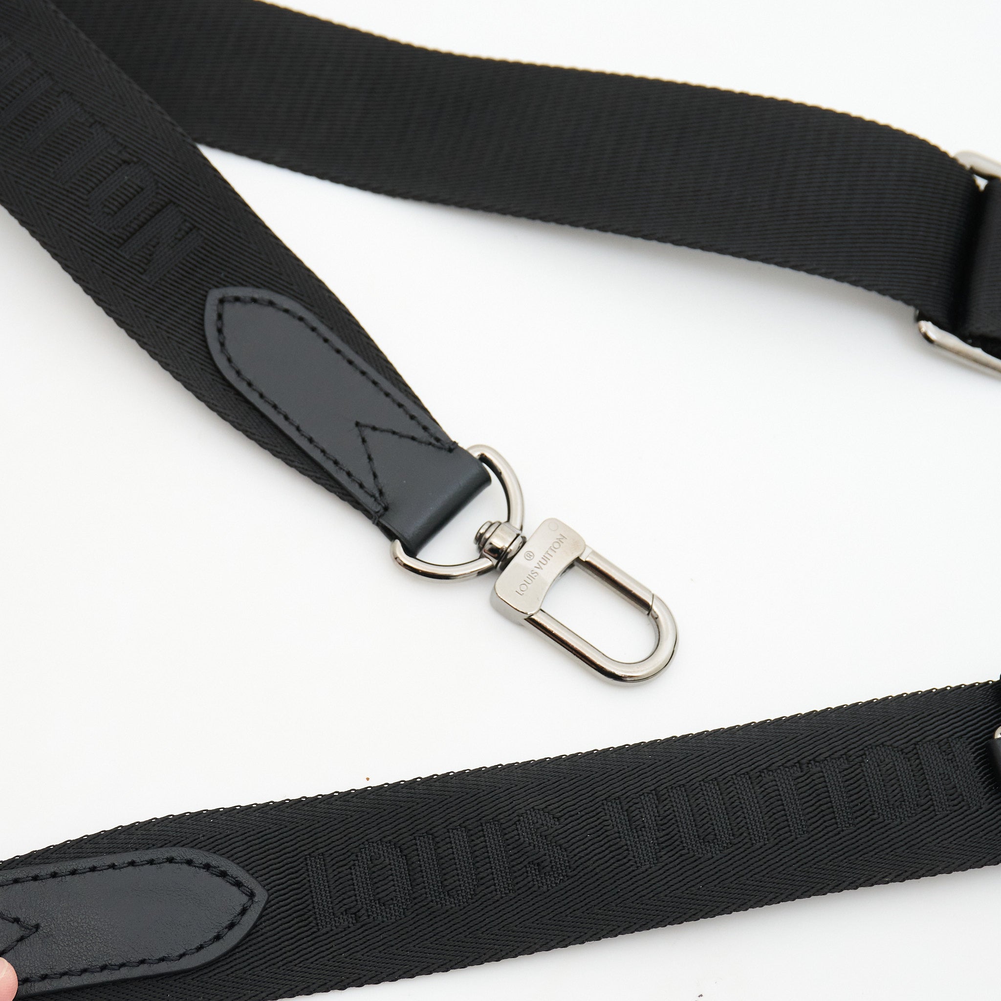 Louis Vuitton Keepall 25 Eclipse Monogram Bag