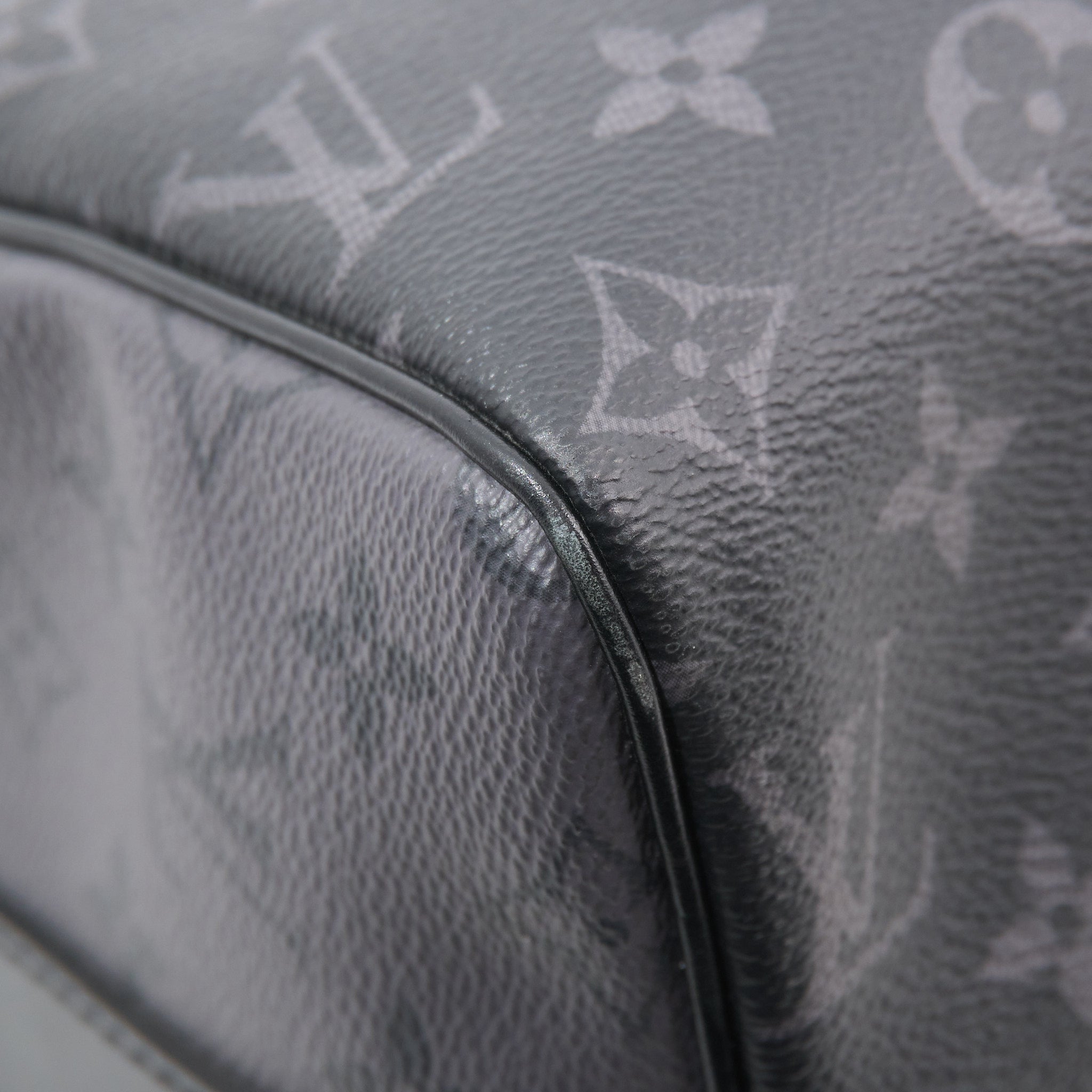 Louis Vuitton Keepall 35 Monogram Eclipse