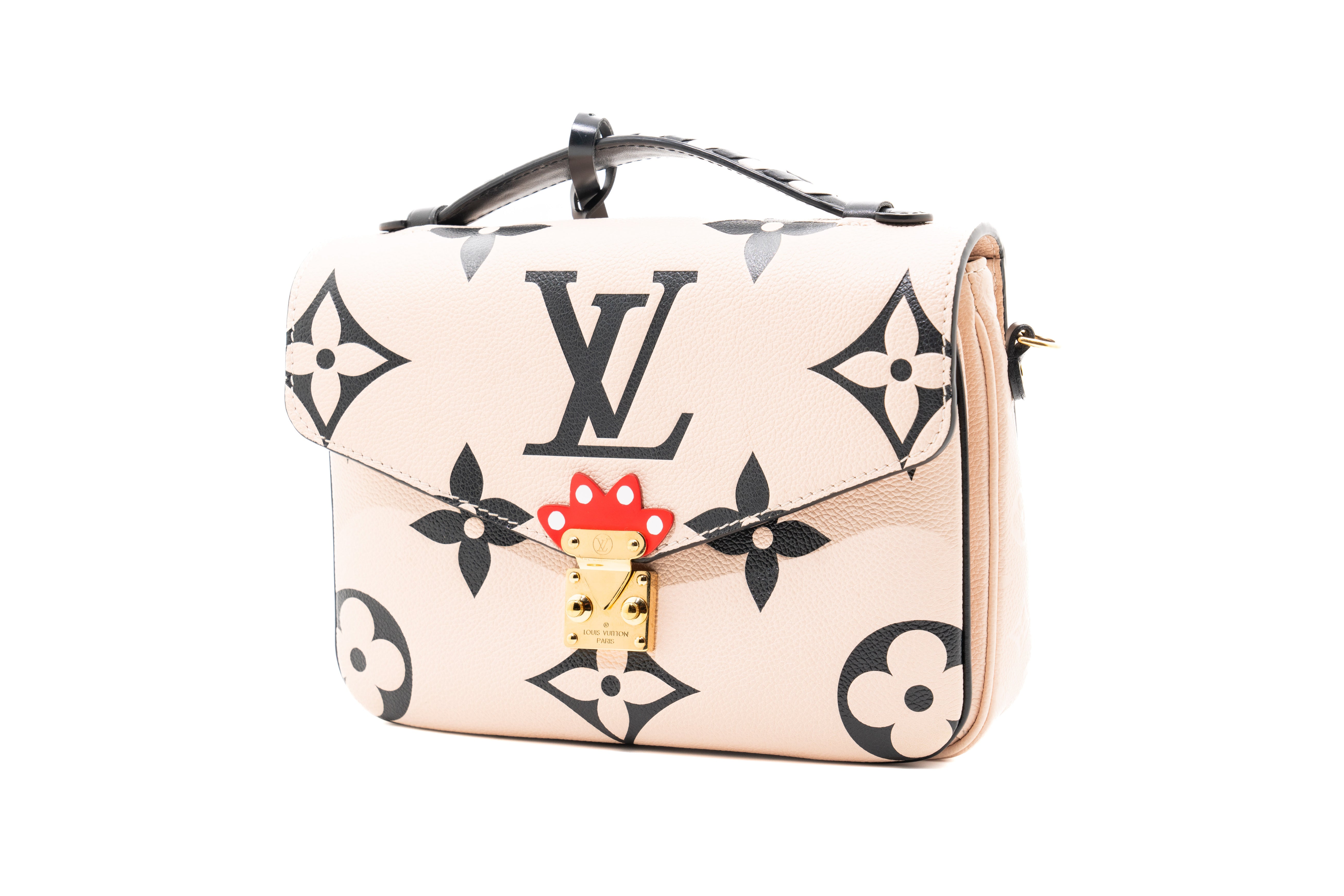 Louis Vuitton Leather Metis Pochette in Beige