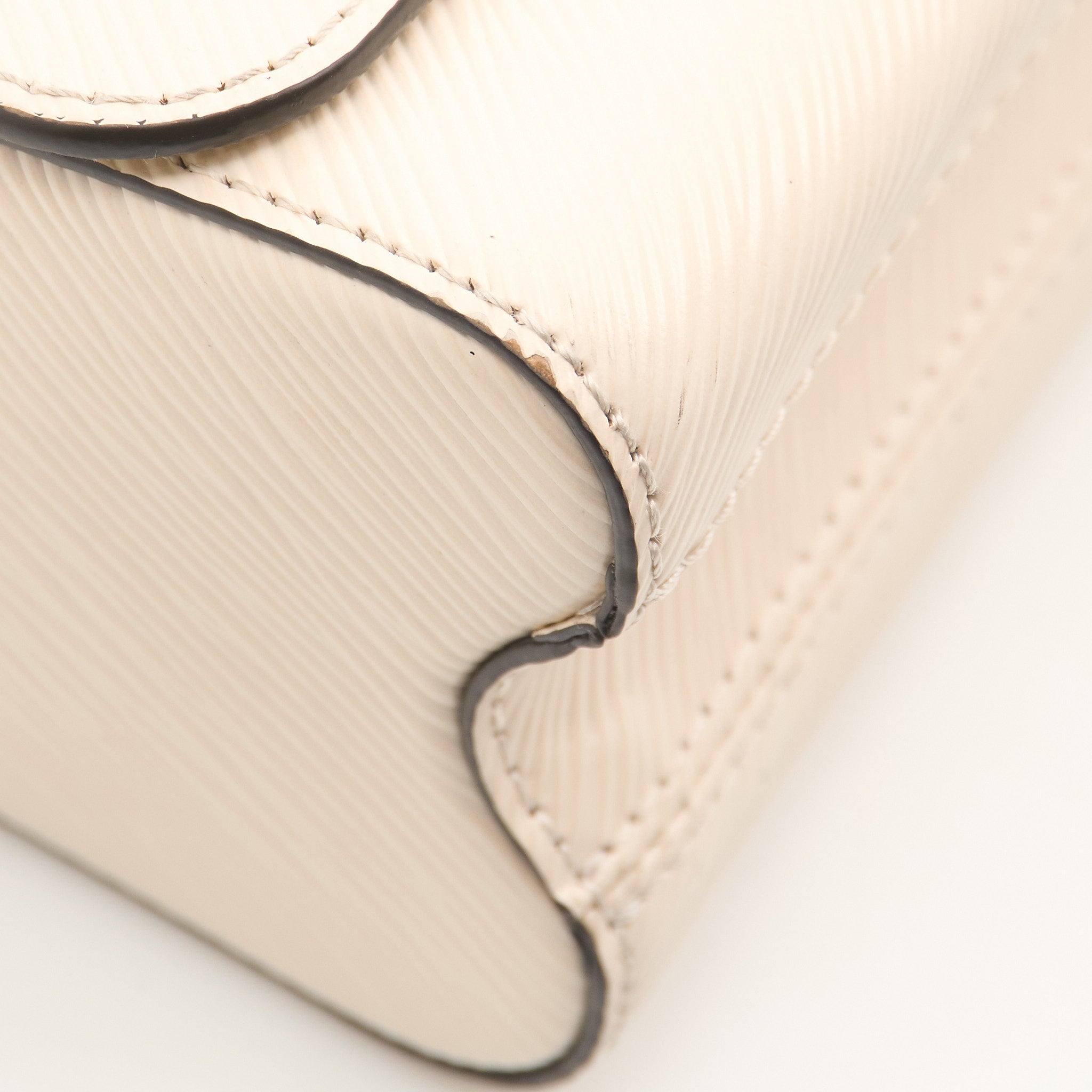 Louis Vuitton Twist MM Cream Bag