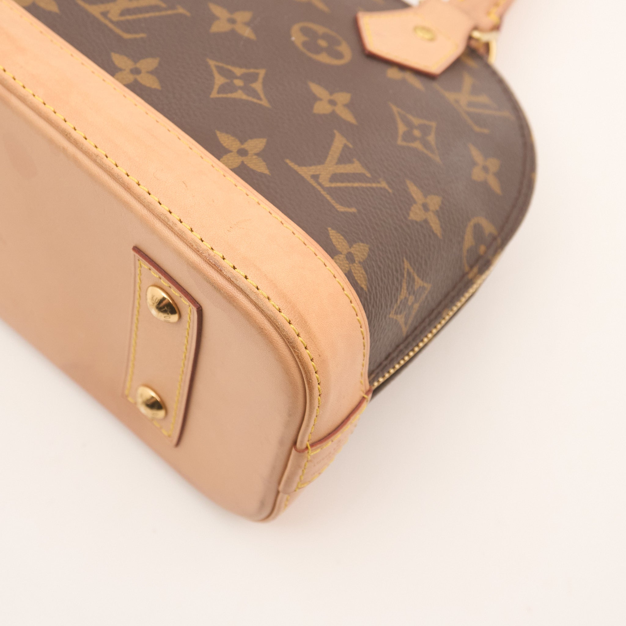 Louis Vuitton Monogram Alma BB Bag