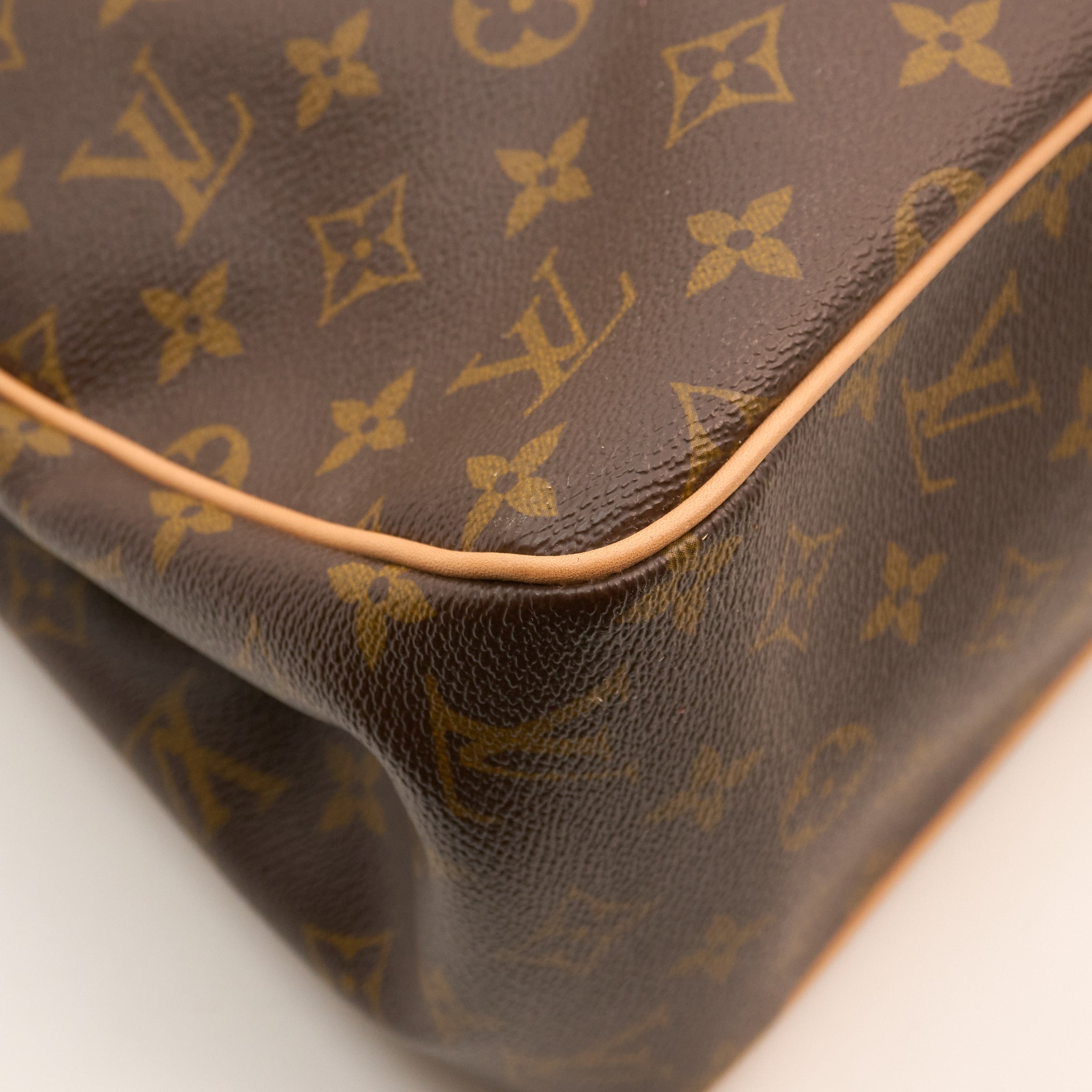 Louis Vuitton Monogram Batignolles Tote Bag