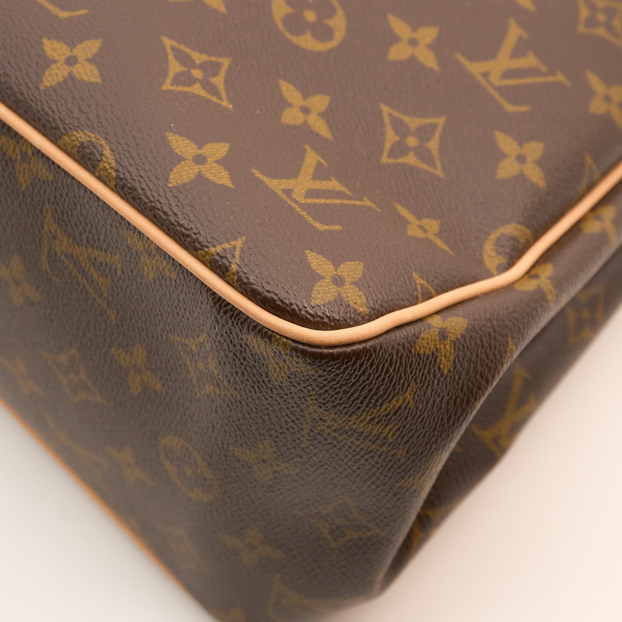 Louis Vuitton Monogram Batignolles Tote Bag