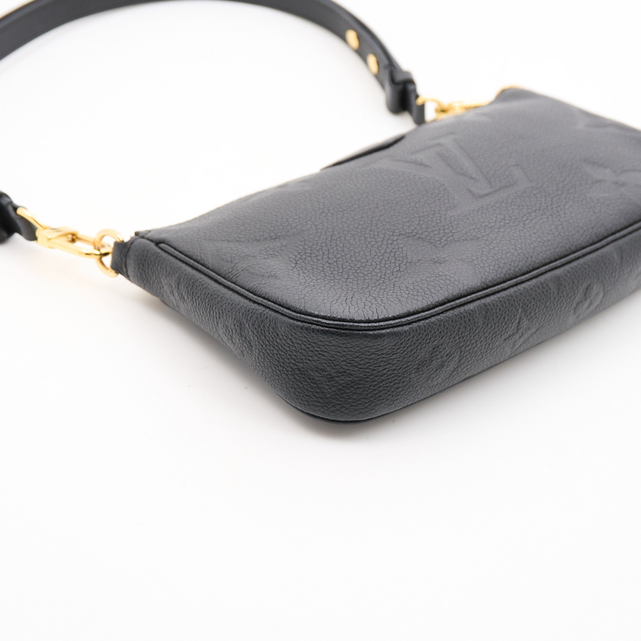 Louis Vuitton Multi Pochette Crossbody Bag Black