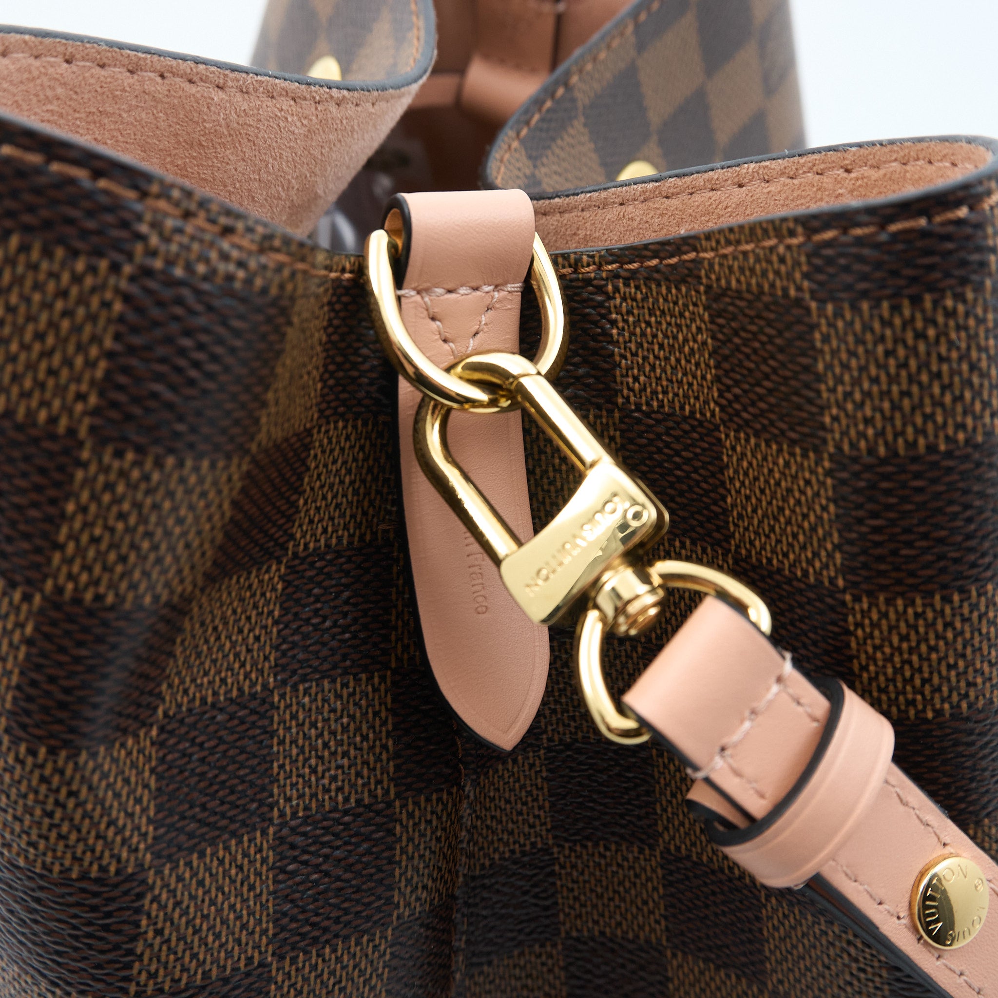 Louis Vuitton Neo Noe Bucket Bag Pink