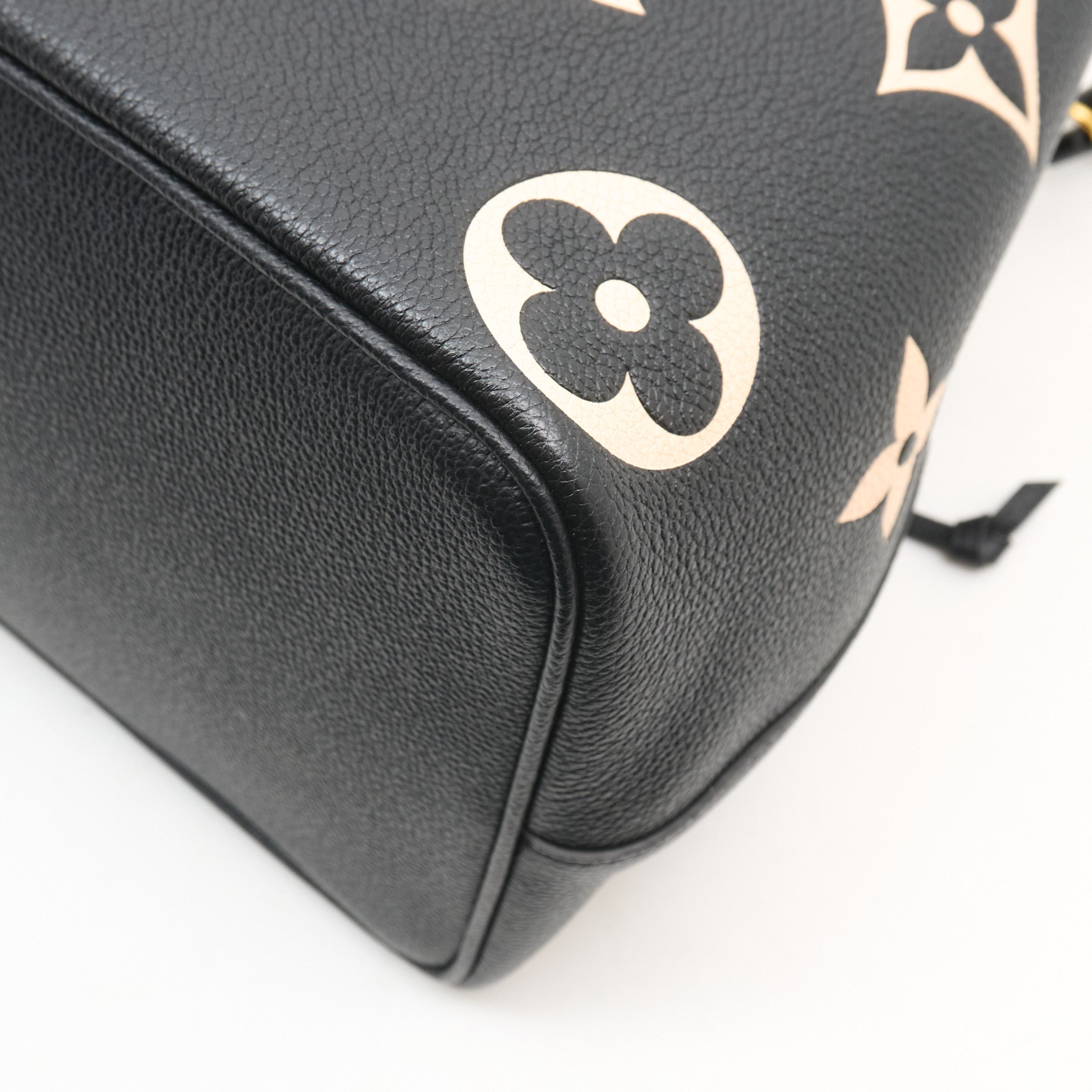 Louis Vuitton Neo Noe MM