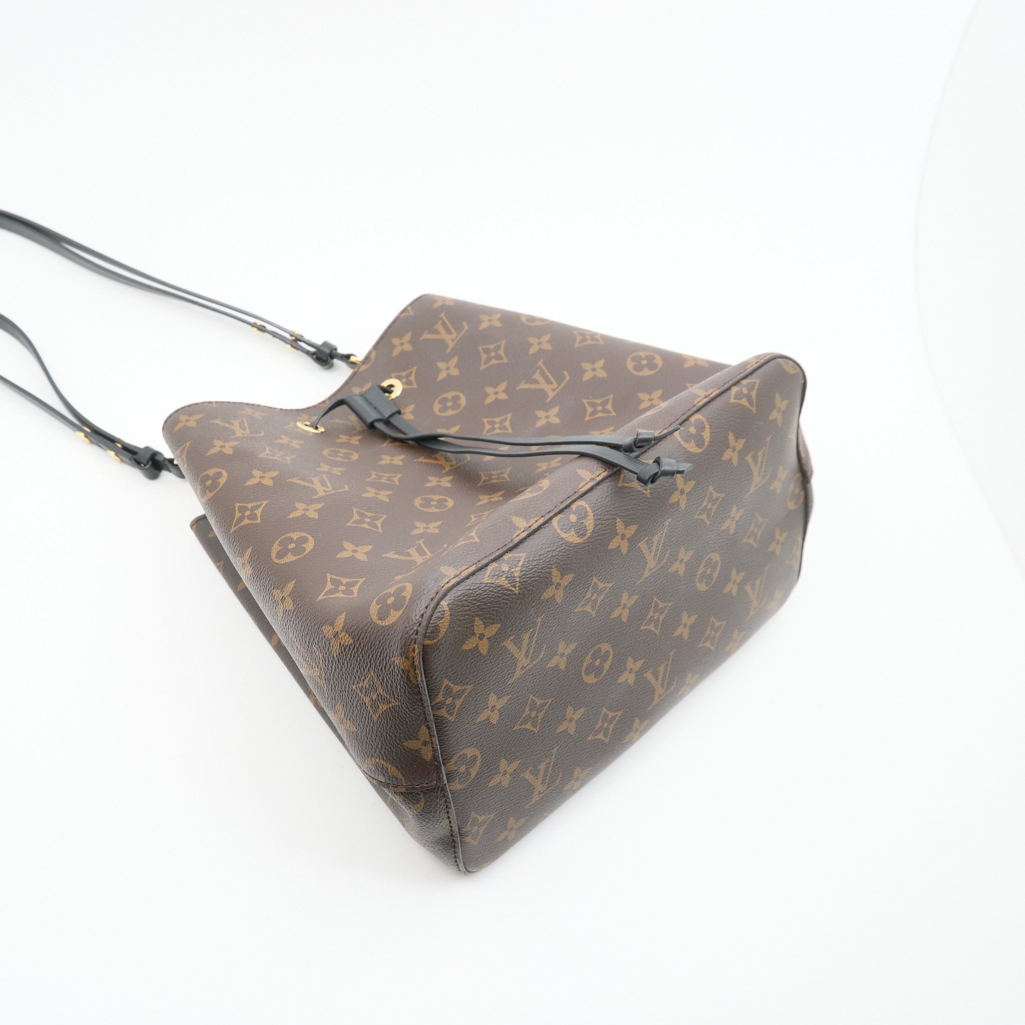 Louis Vuitton Neo Noe Monogram Bucket Bag