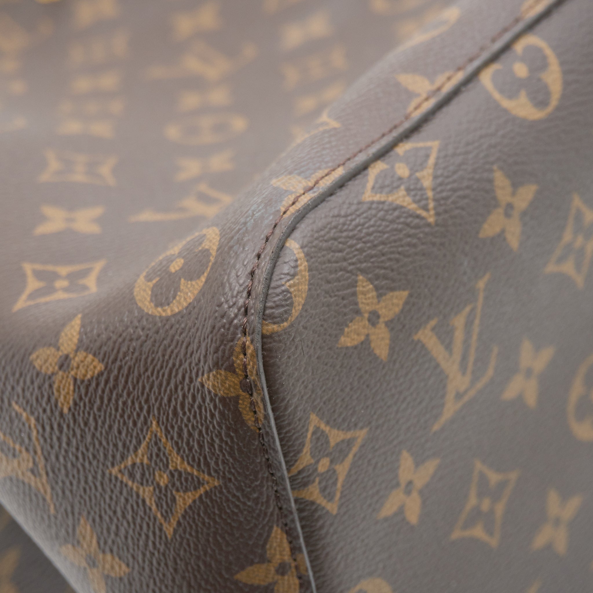 Louis Vuitton Neo Noe Monogram Bucket Bag