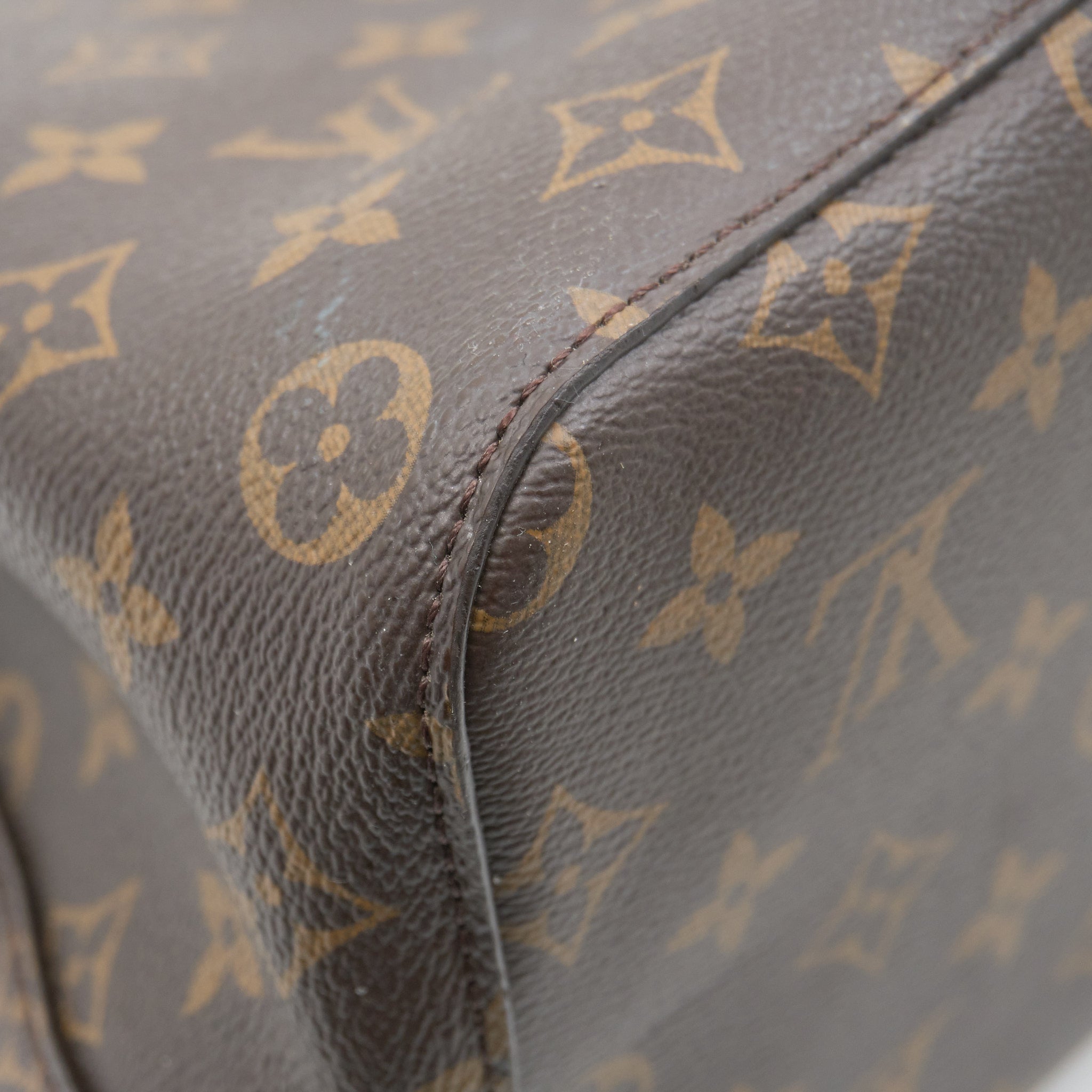 Louis Vuitton Neo Noe Monogram Bucket Bag