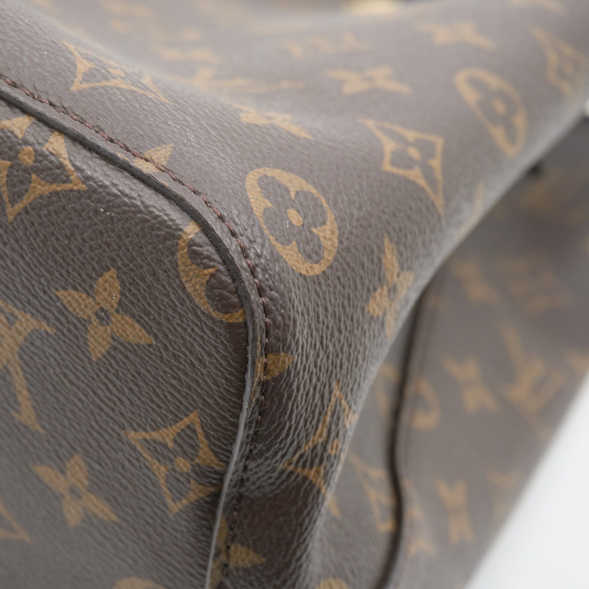 Louis Vuitton Neo Noe Monogram Bucket Bag