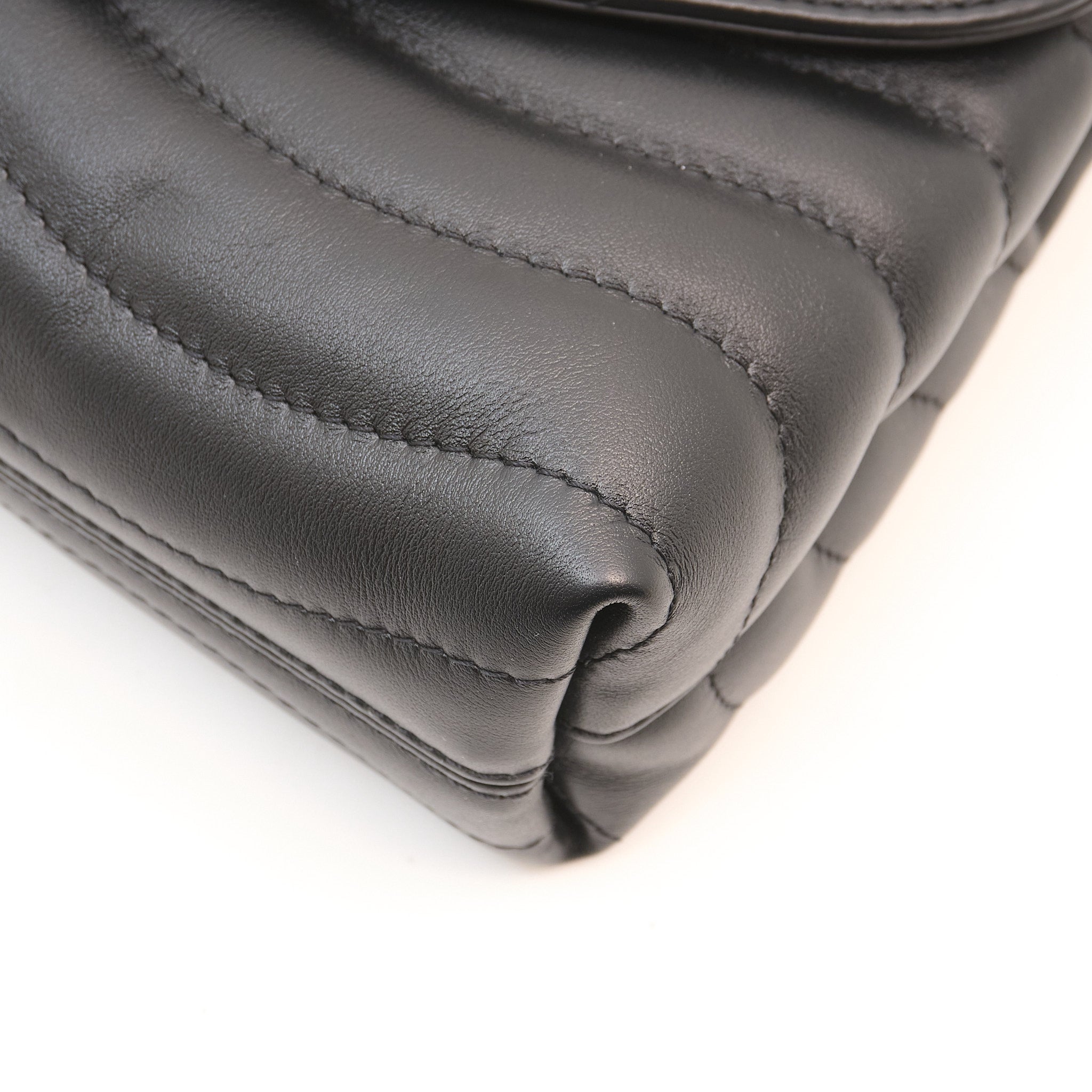 Louis Vuitton New Wave Chain MM Black Bag