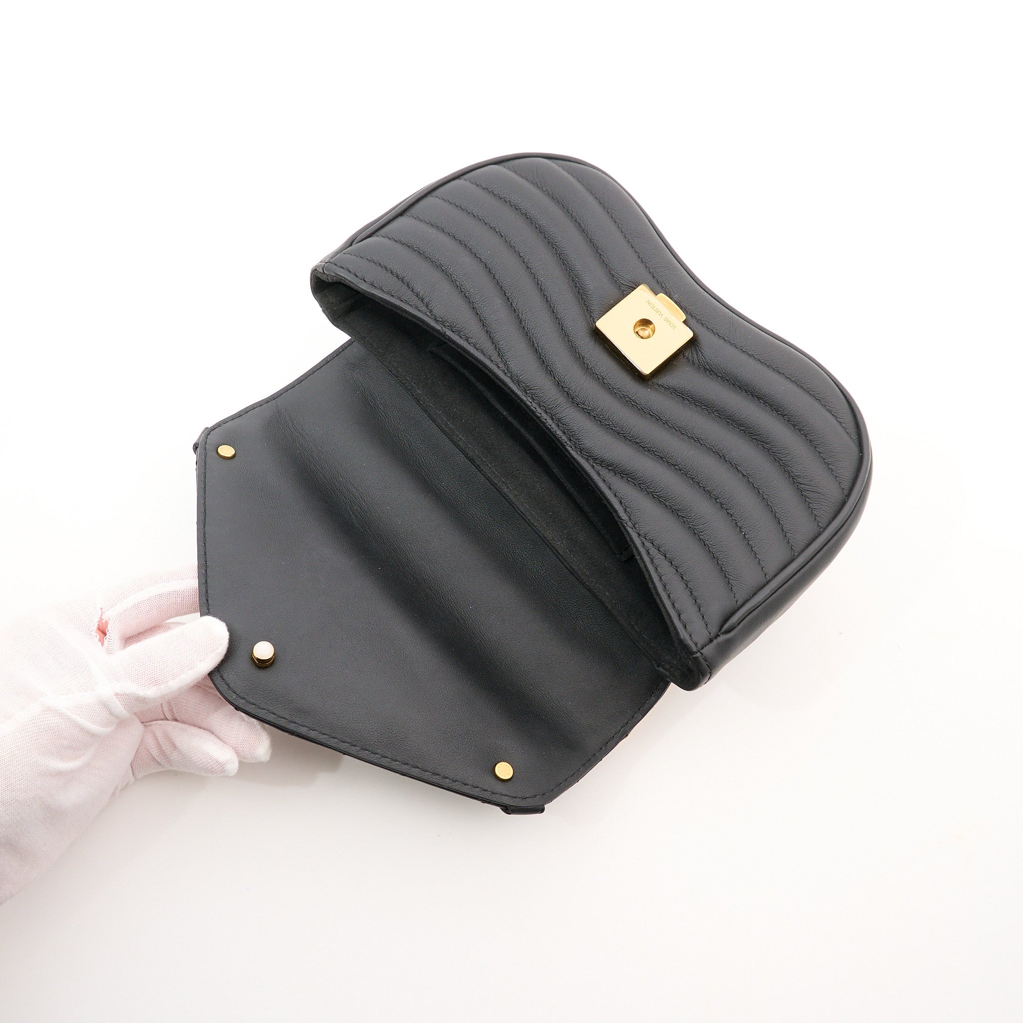 Louis Vuitton New Wave Chain Bag
