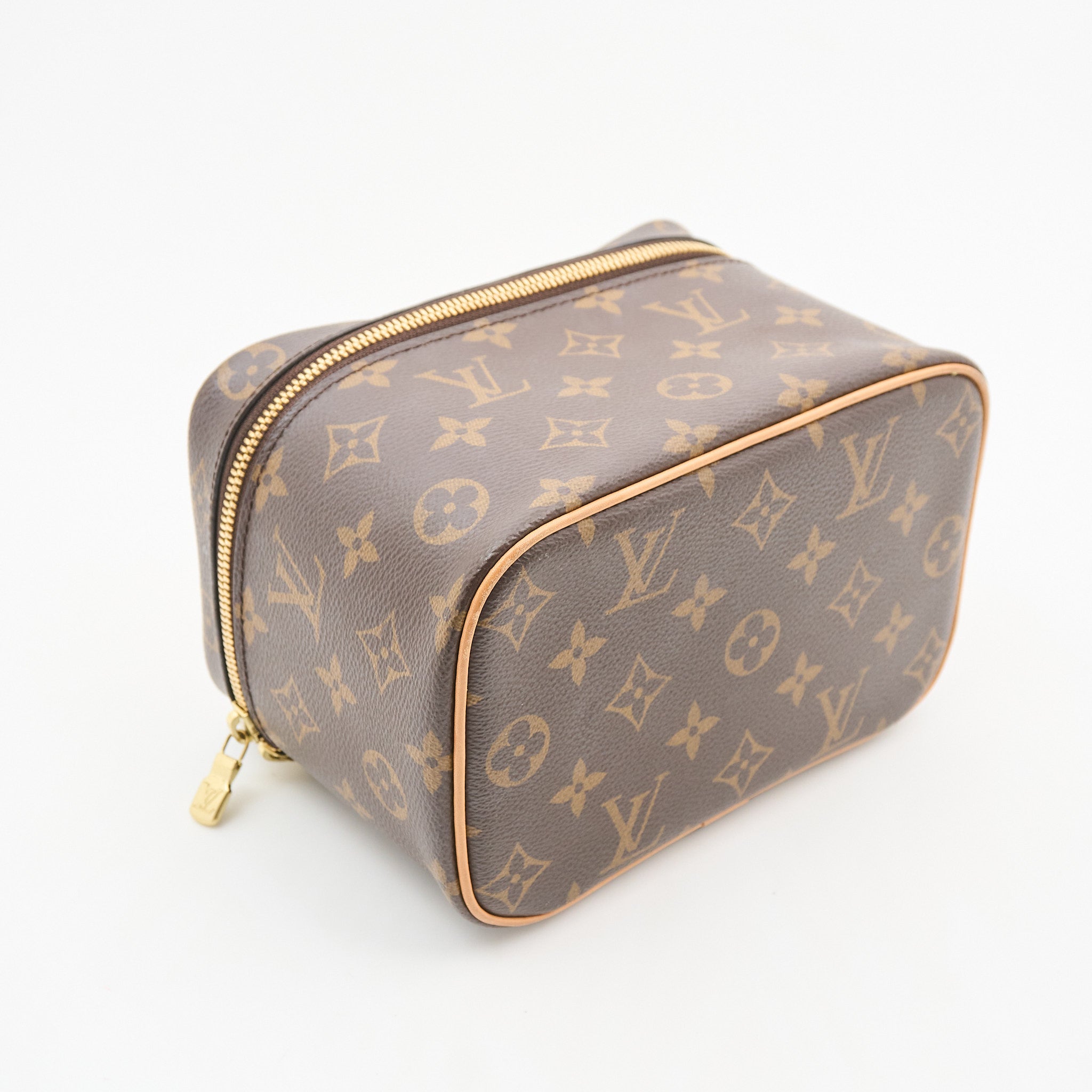 Louis Vuitton Nice Monogram Case