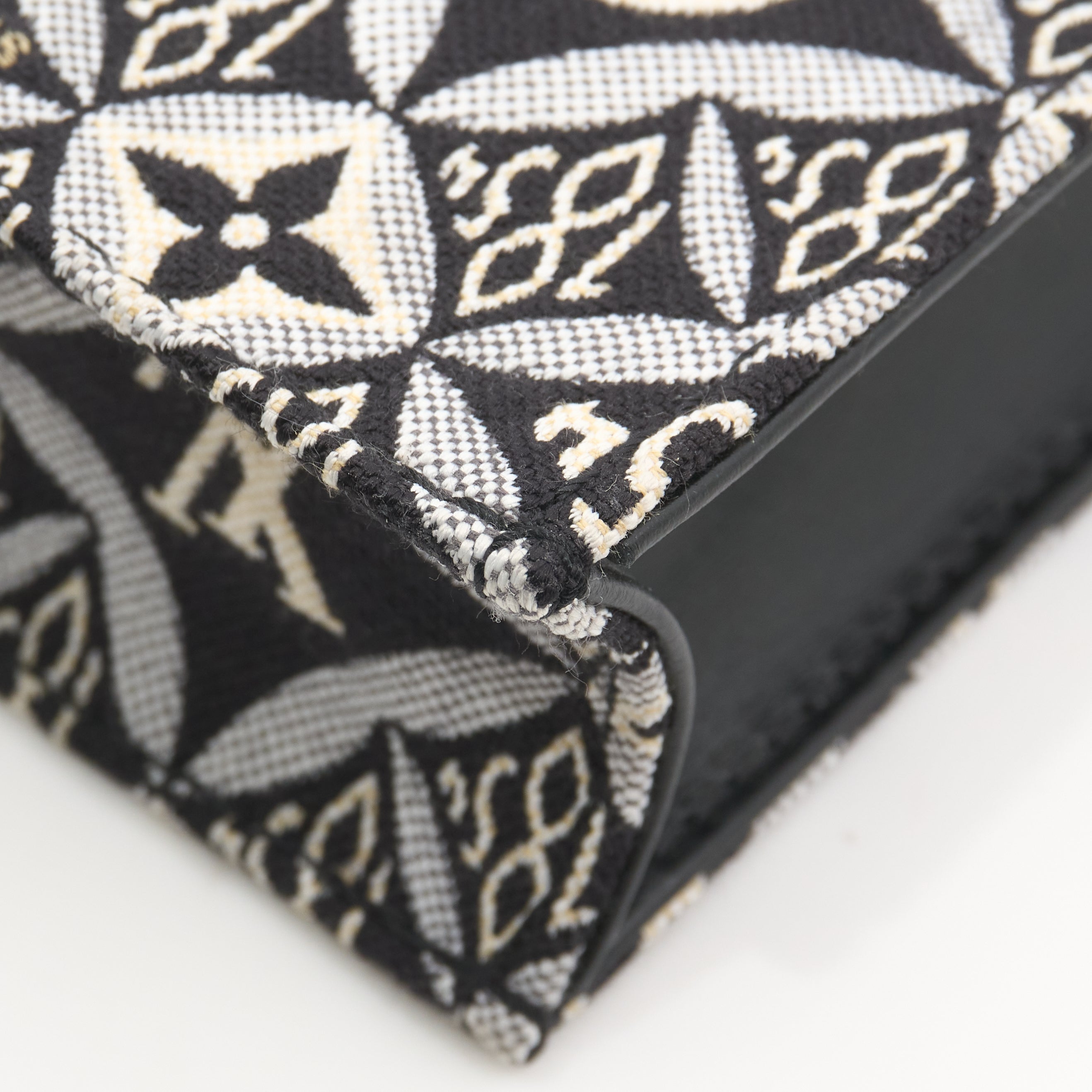 Louis Vuitton Petit Sac Plat Bag