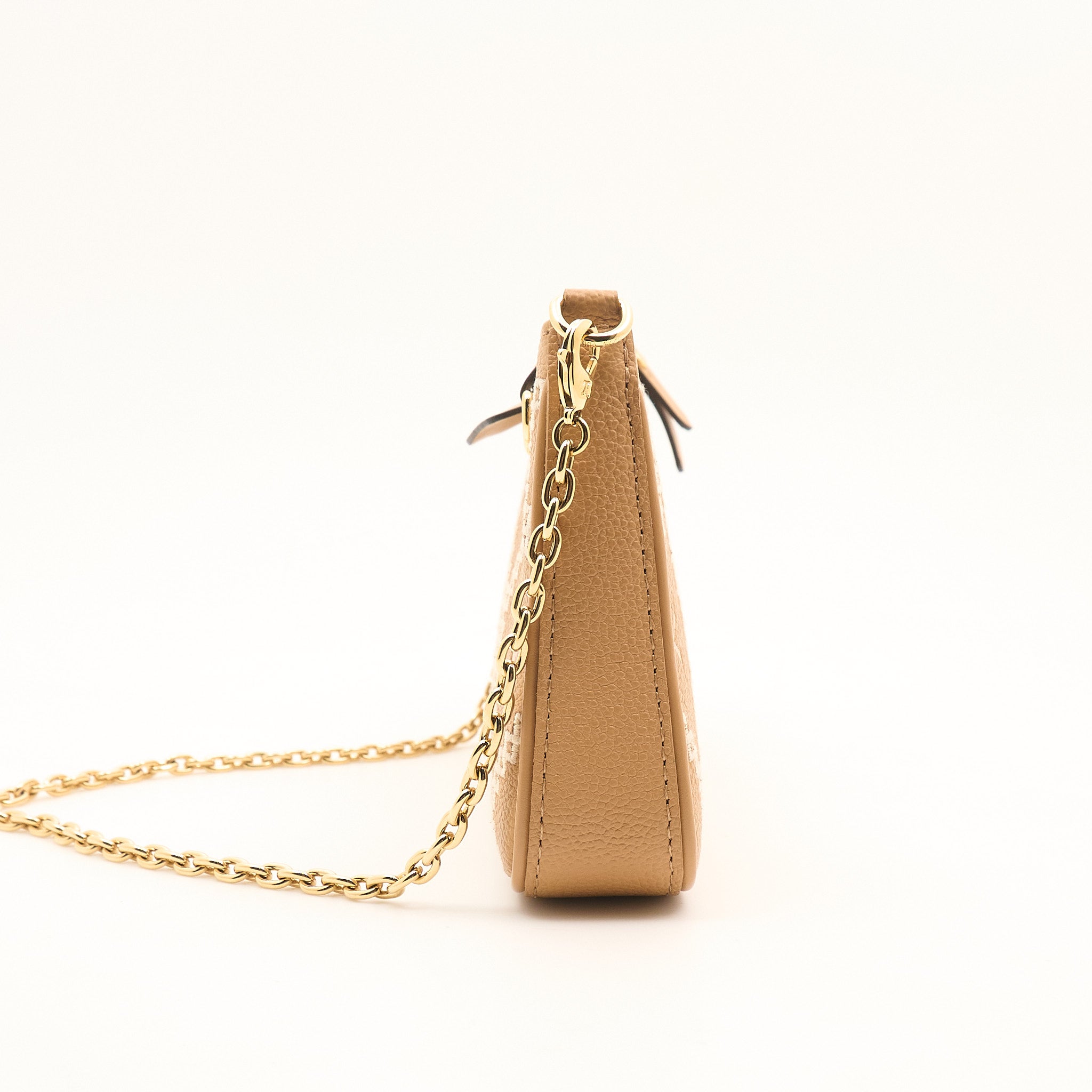 Louis Vuitton Arizona Cream Empriente Broderies Easy Pouch On Strap