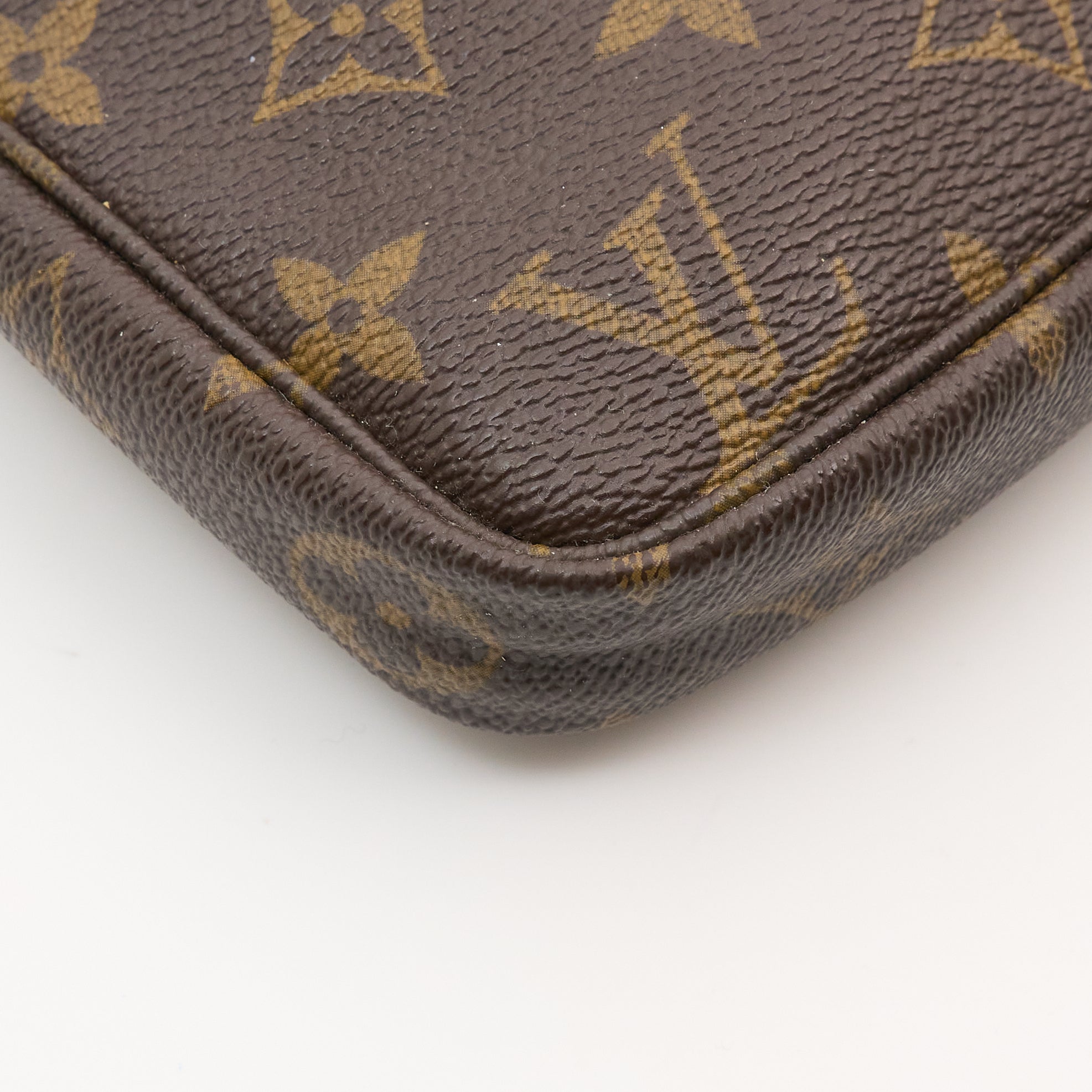 Louis Vuitton Pochette Bag