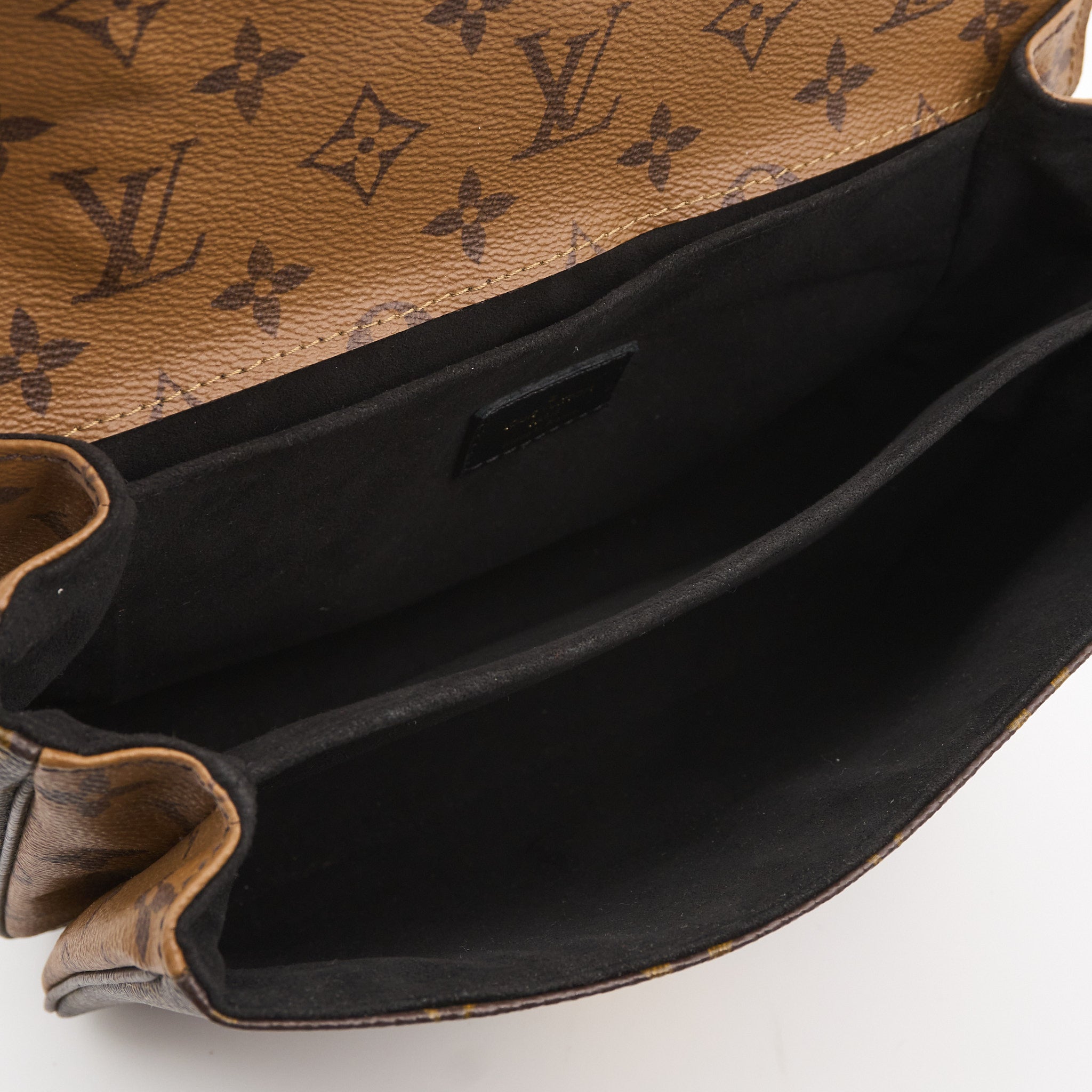 Louis Vuitton Pochette Metis Monogram Reverse
