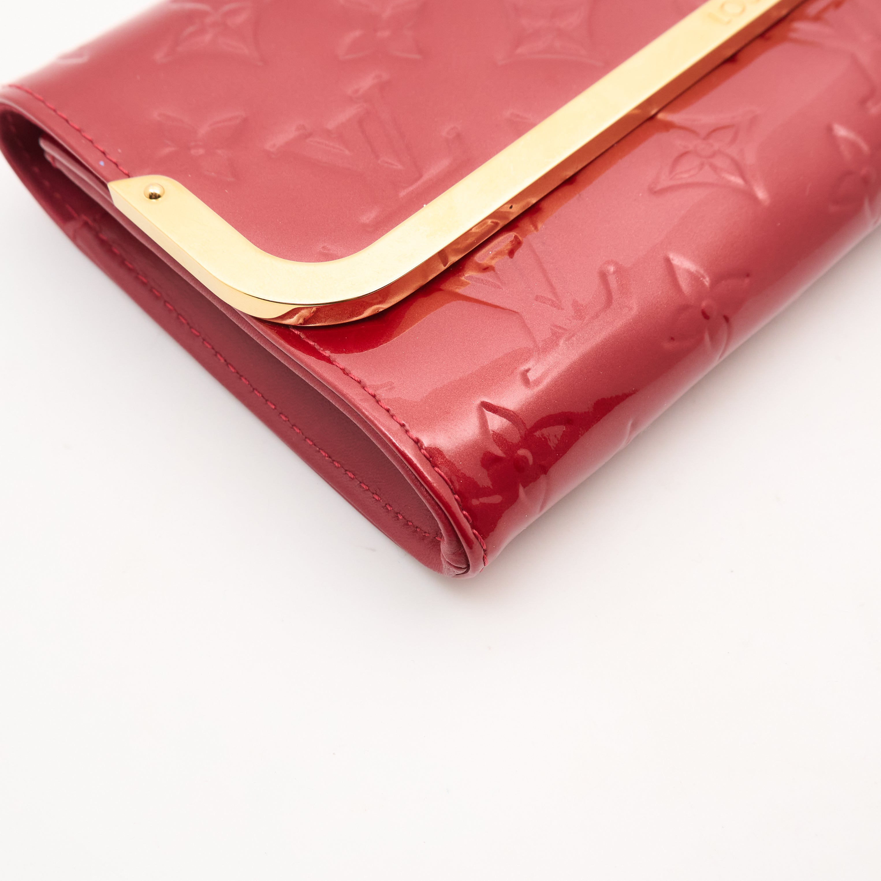 Louis Vuitton Red Vernis Crossbody Clutch Bag