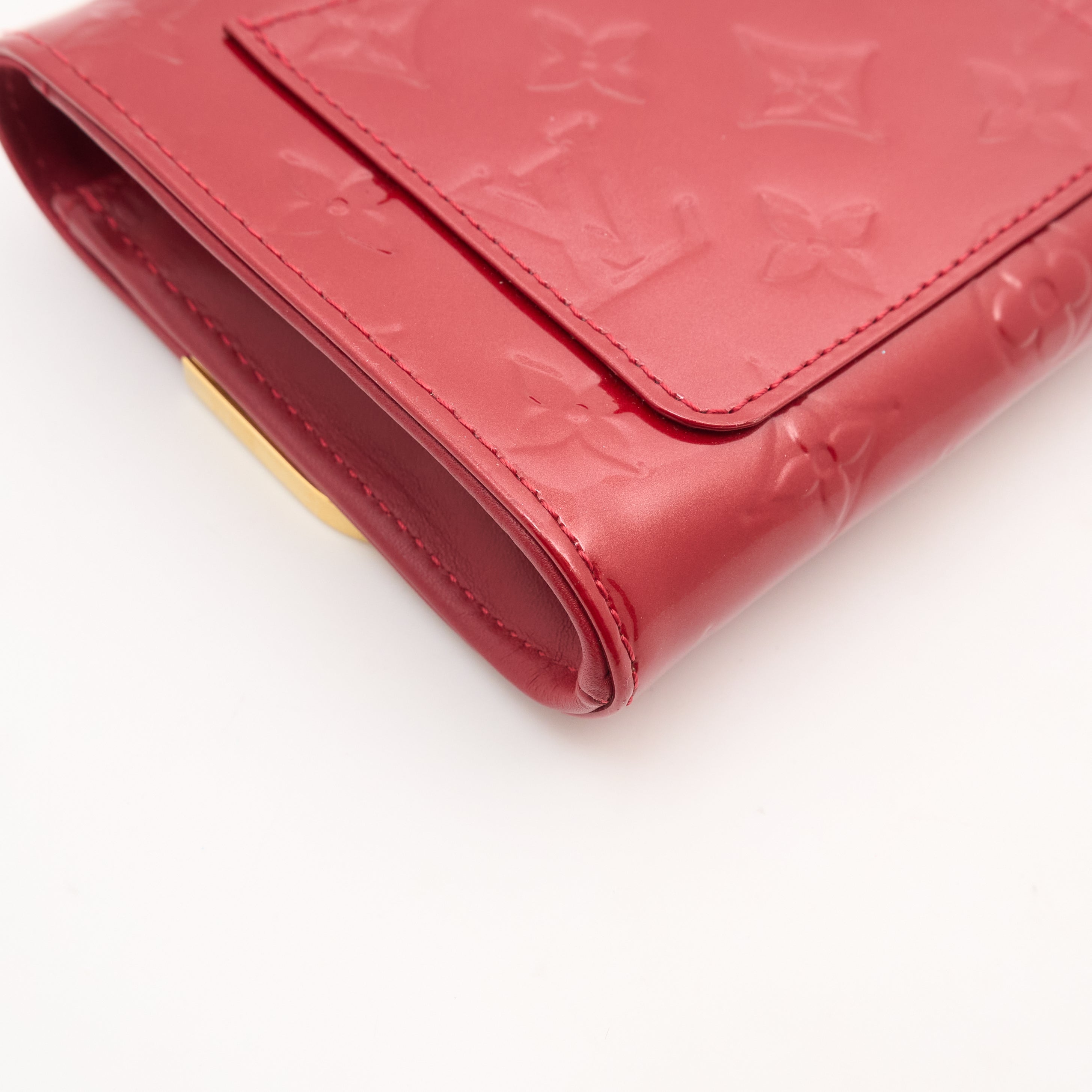 Louis Vuitton Red Vernis Crossbody Clutch Bag