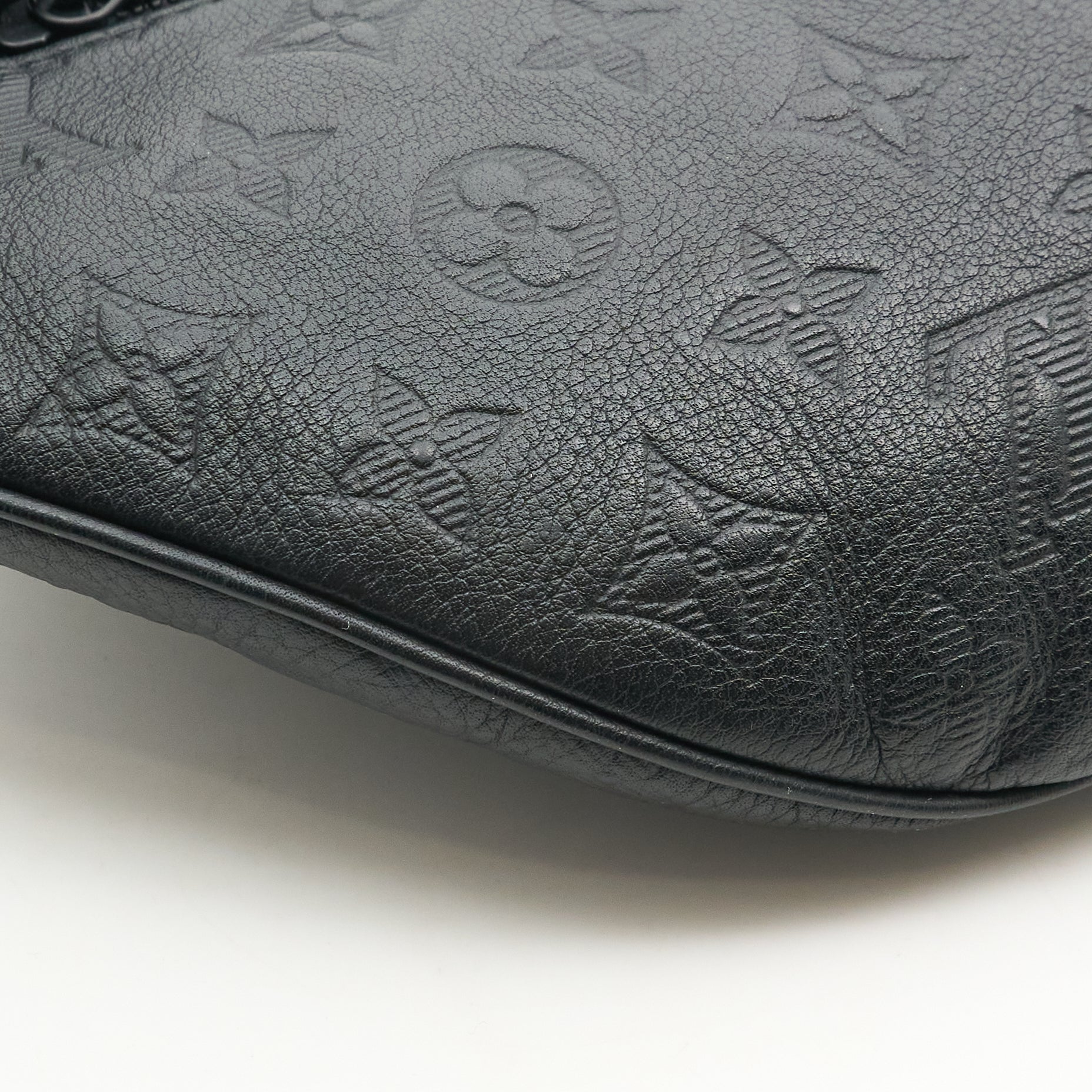 Louis Vuitton Discovery Bumbag in Monogram Shadow Leather