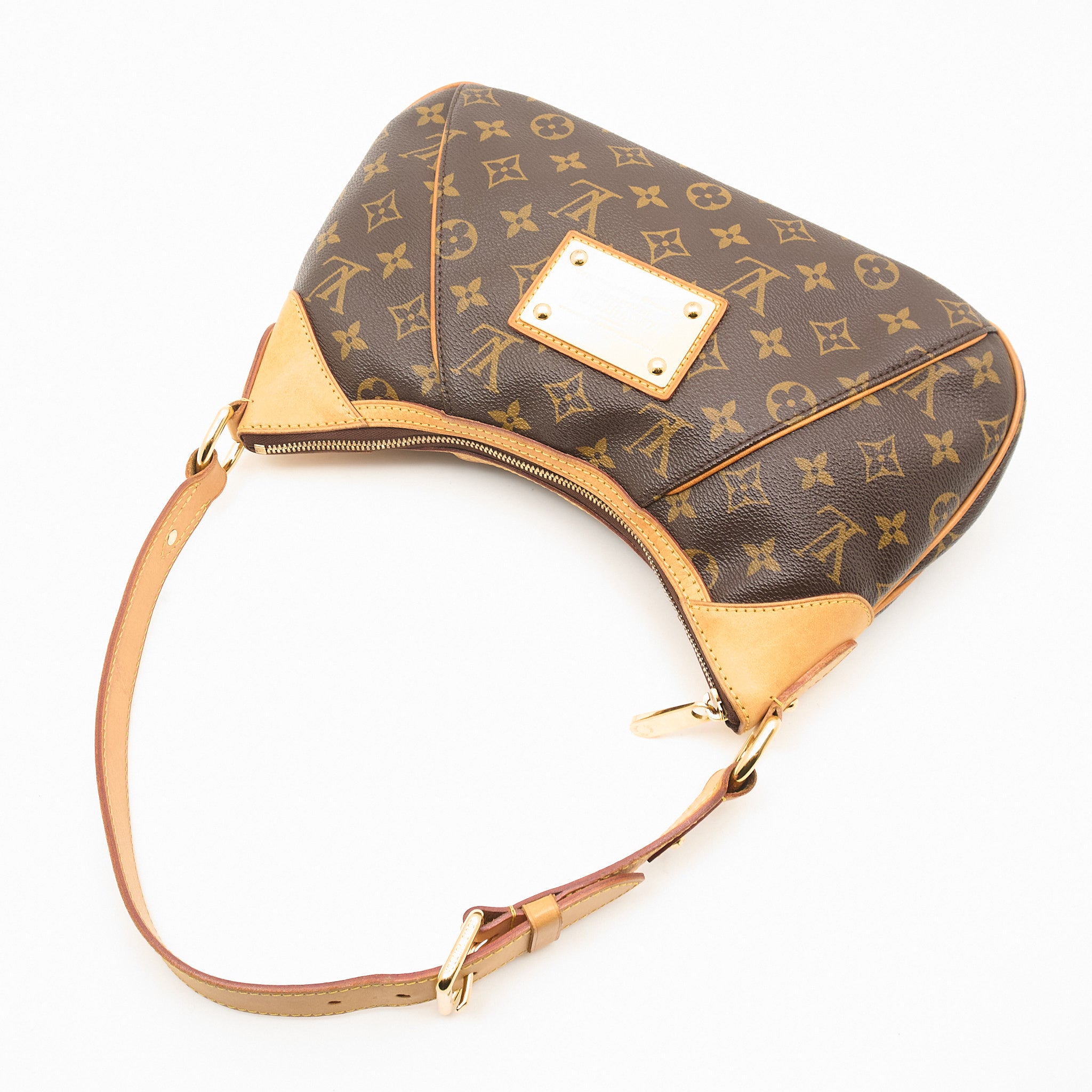 Louis Vuitton Thames PM Monogram Shoulder bag