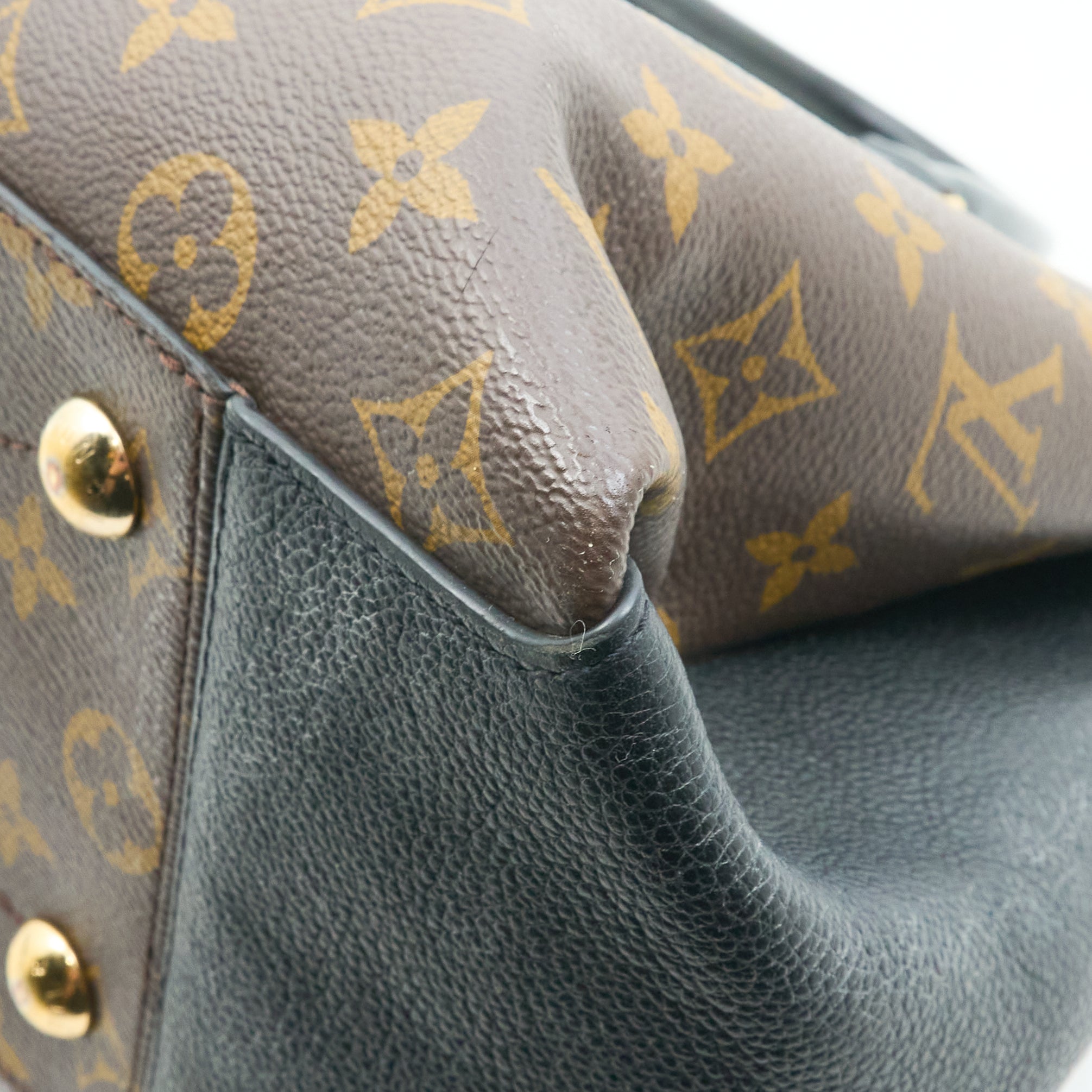Louis Vuitton Monogram Soufflot Tote