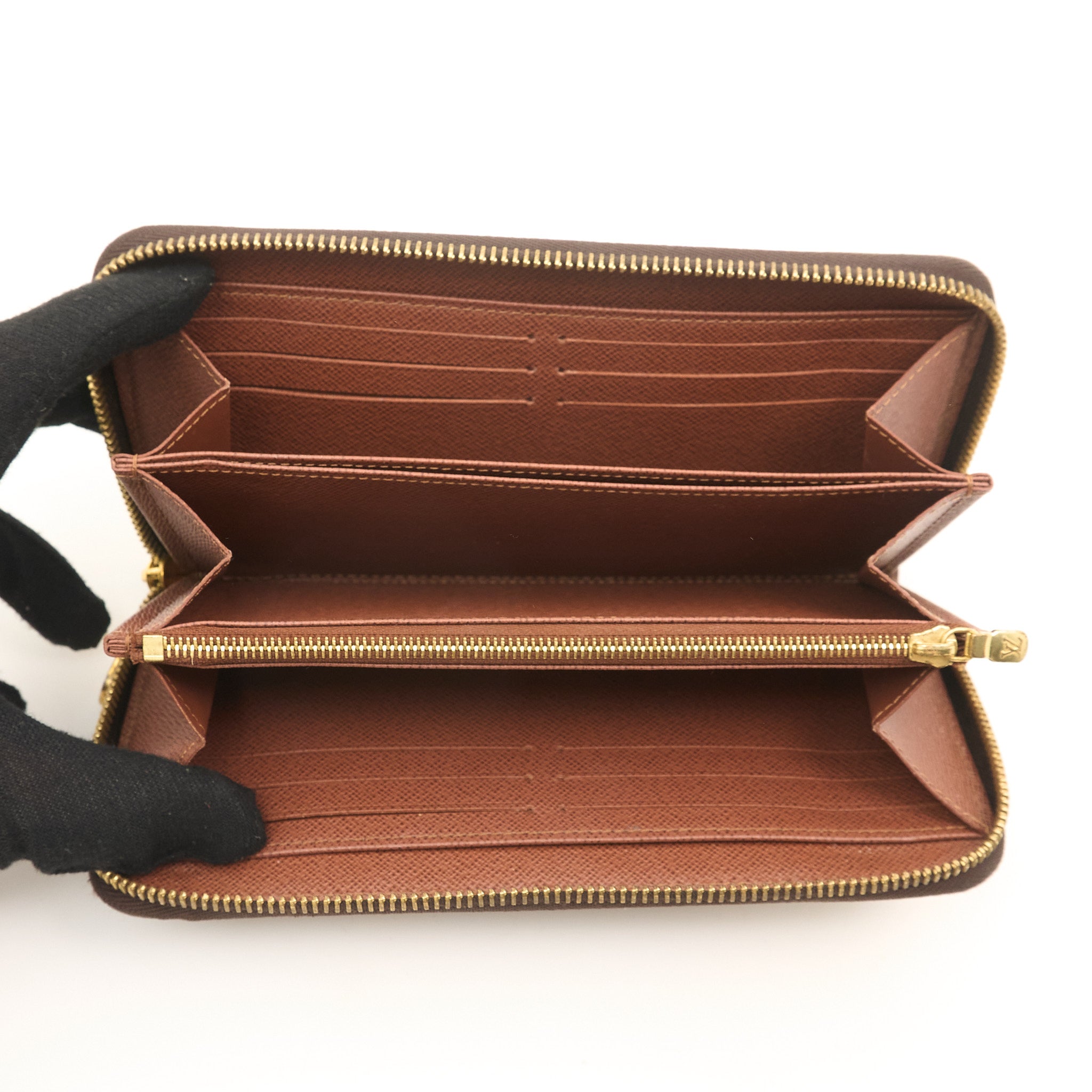 Louis Vuitton Vintage Monogram Zippy Wallet