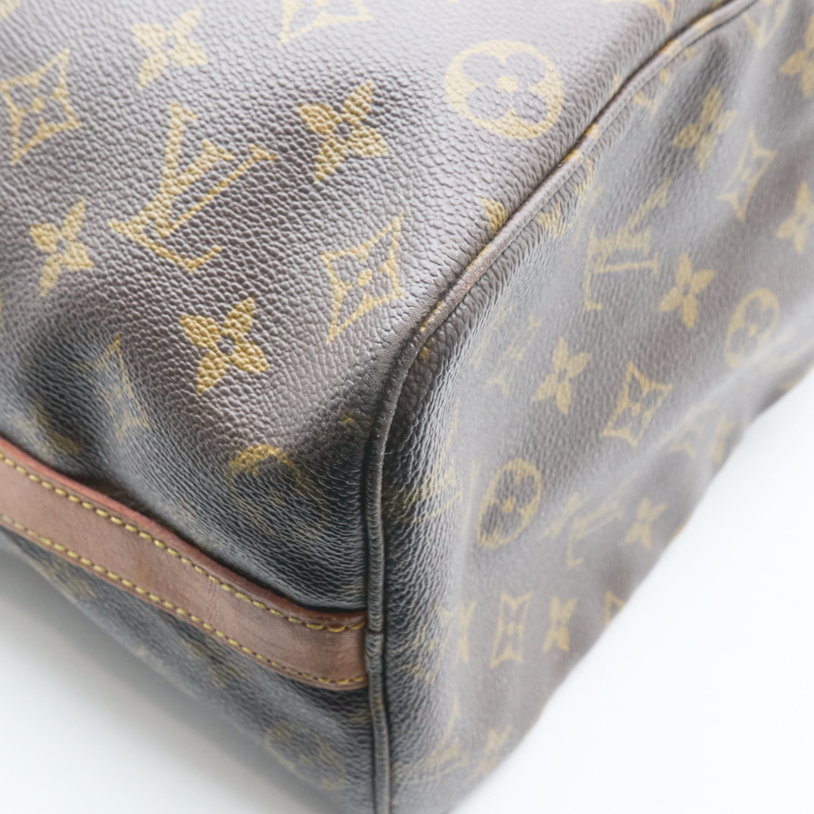 Louis Vuitton Monogram Weekender Bag