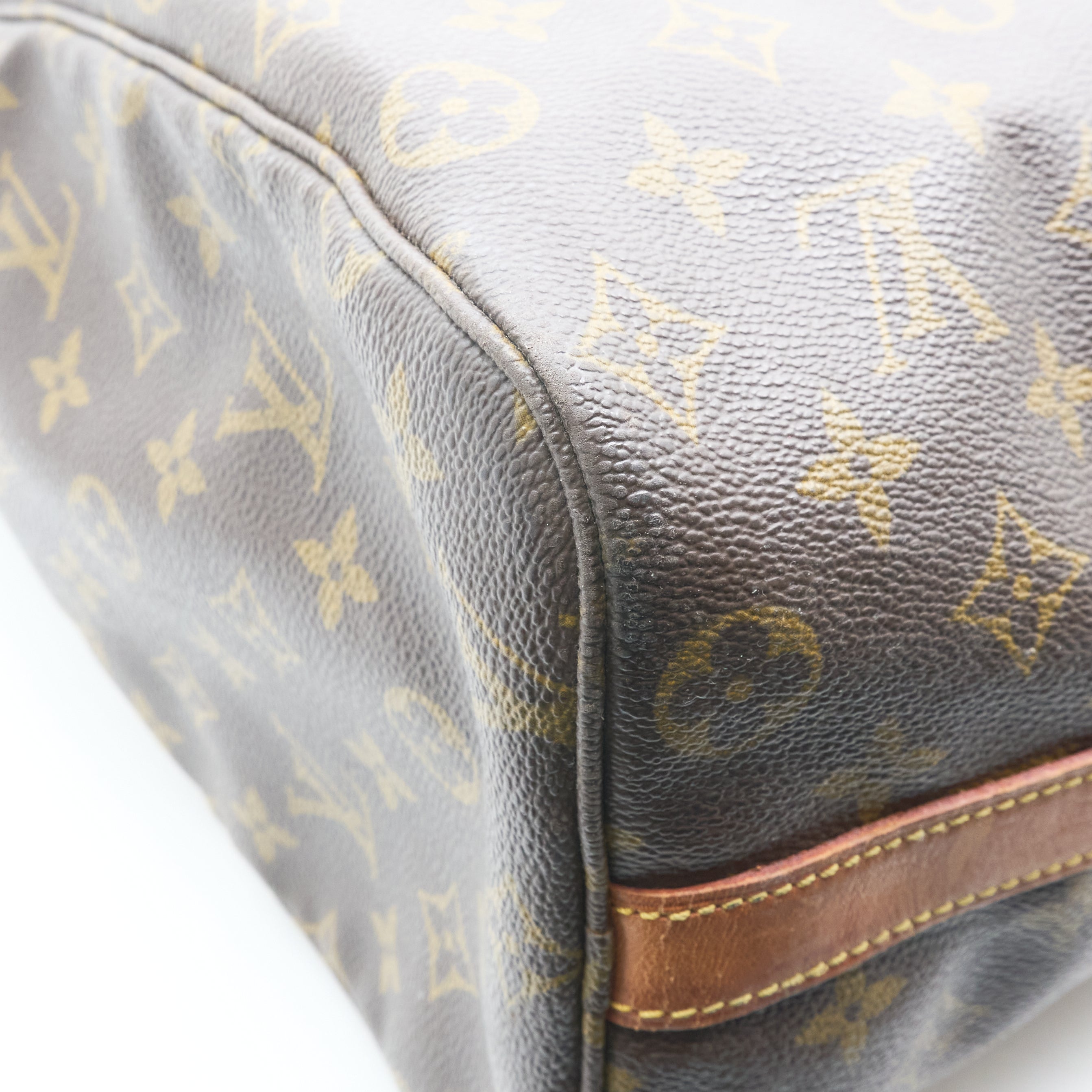 Louis Vuitton Monogram Weekender Bag