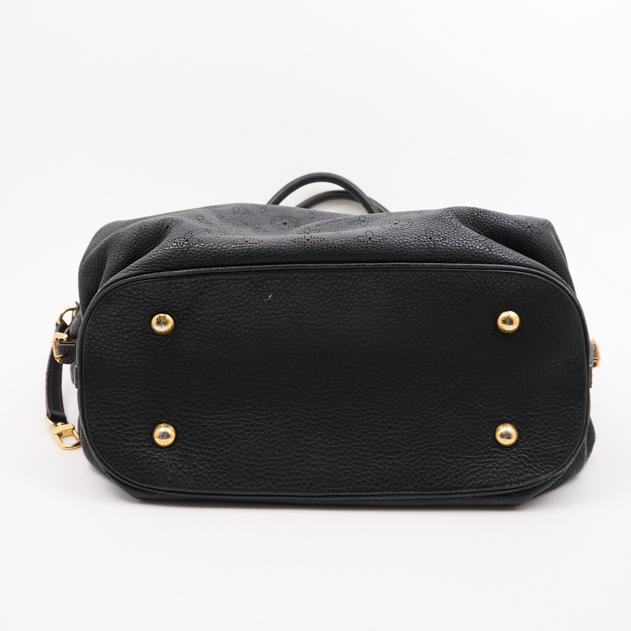 Louis Vuitton Black Mahina Hobo shoulder Bag