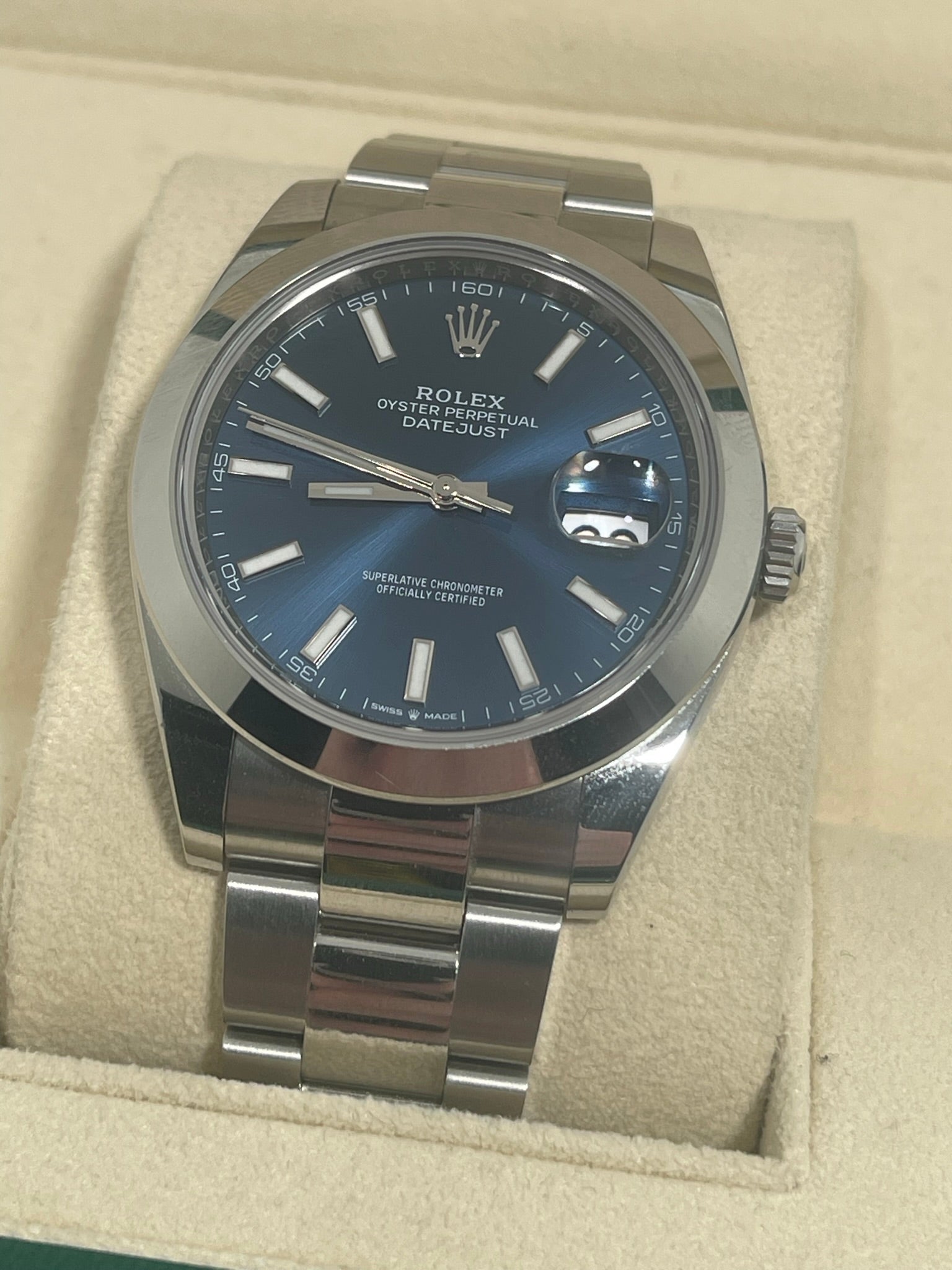 Rolex Datejust 41 Oystersteel Bright Blue - 126300 - 2021