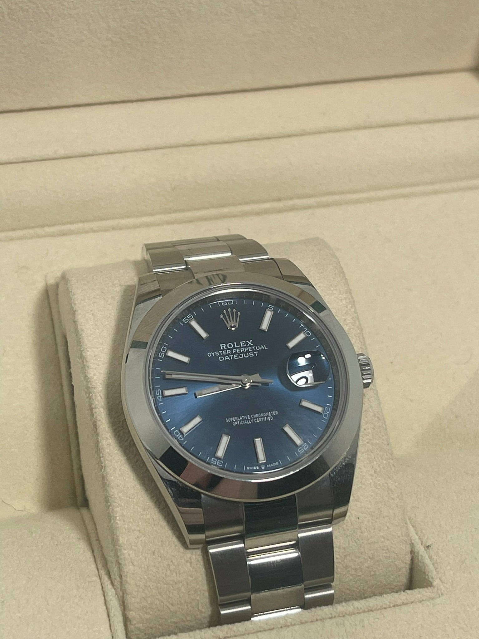 Rolex Datejust 41 Oystersteel Bright Blue - 126300 - 2021