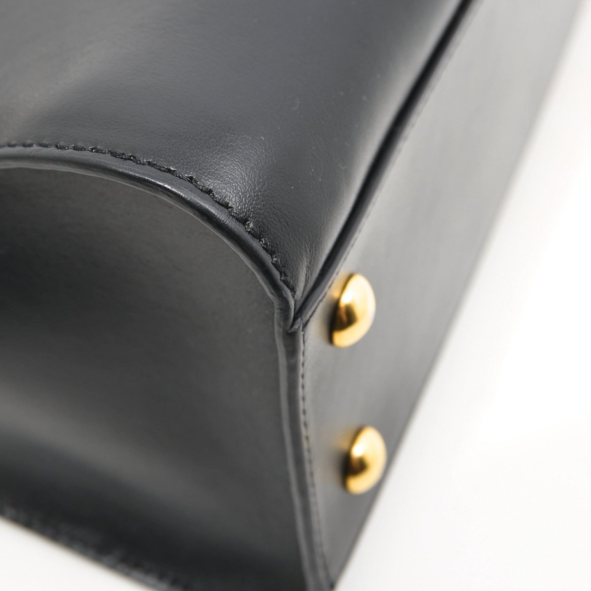 Saint Laurent Cabas Handbag In Black Leather