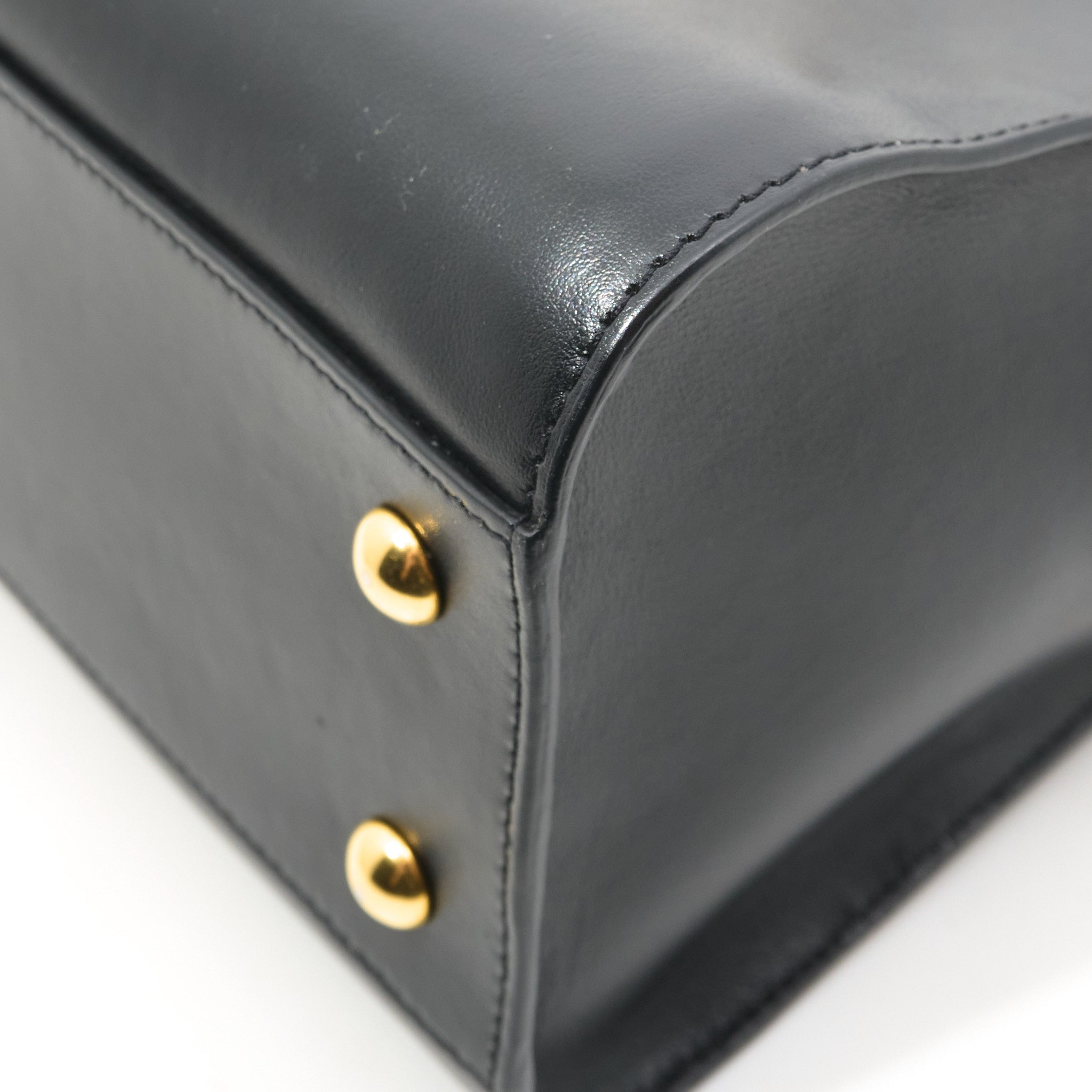 Saint Laurent Cabas Handbag In Black Leather