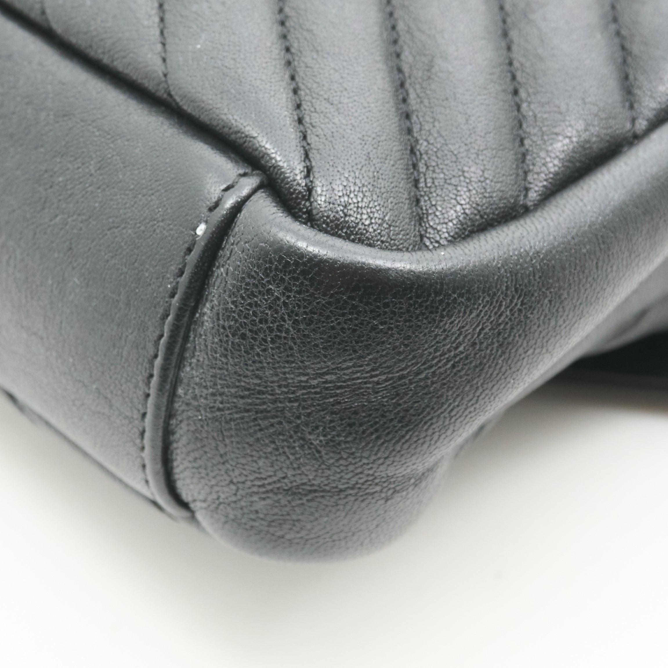 Saint Laurent College Bag In Quilted Black Leather