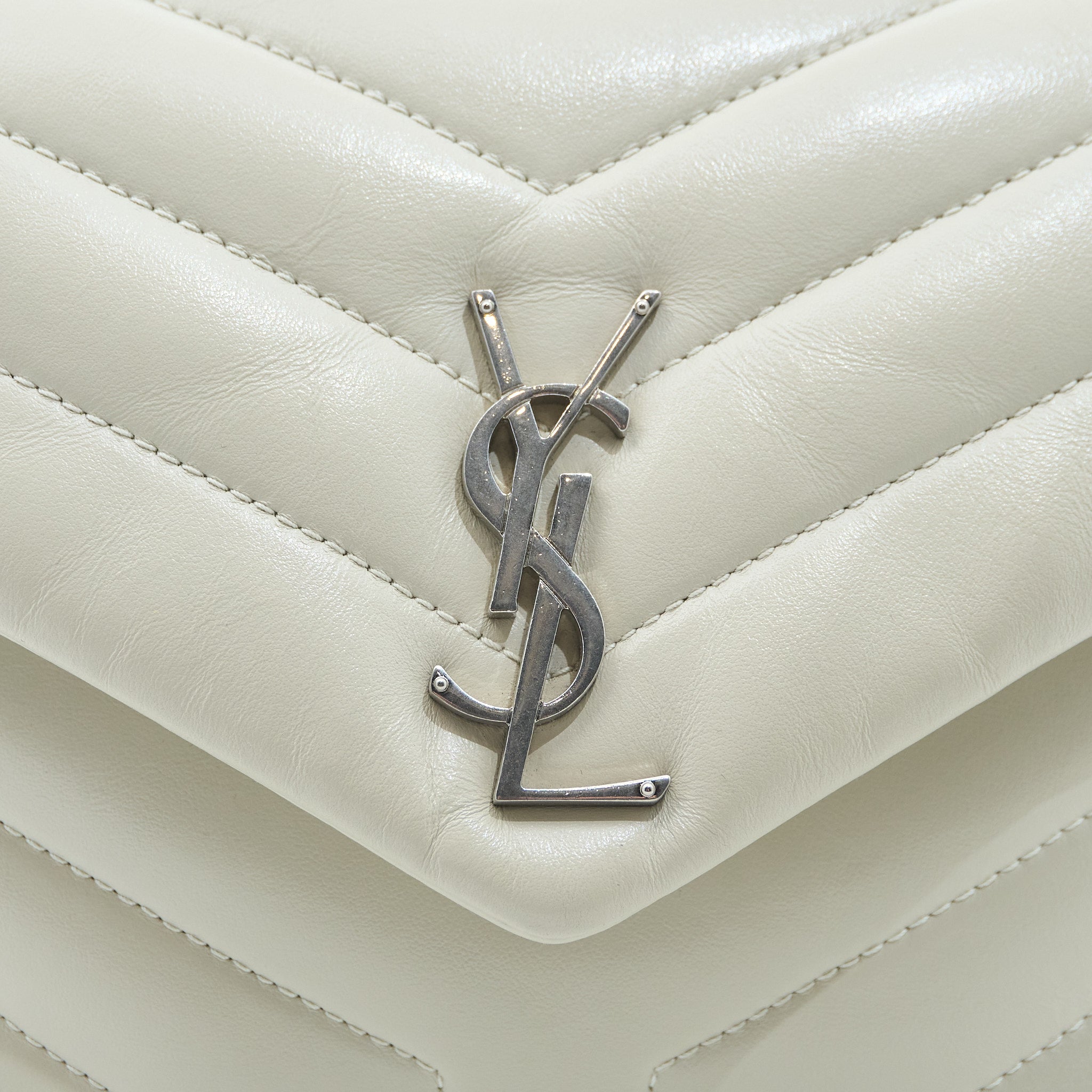 Saint Laurent Lou Lou Small Bag Crema Soft