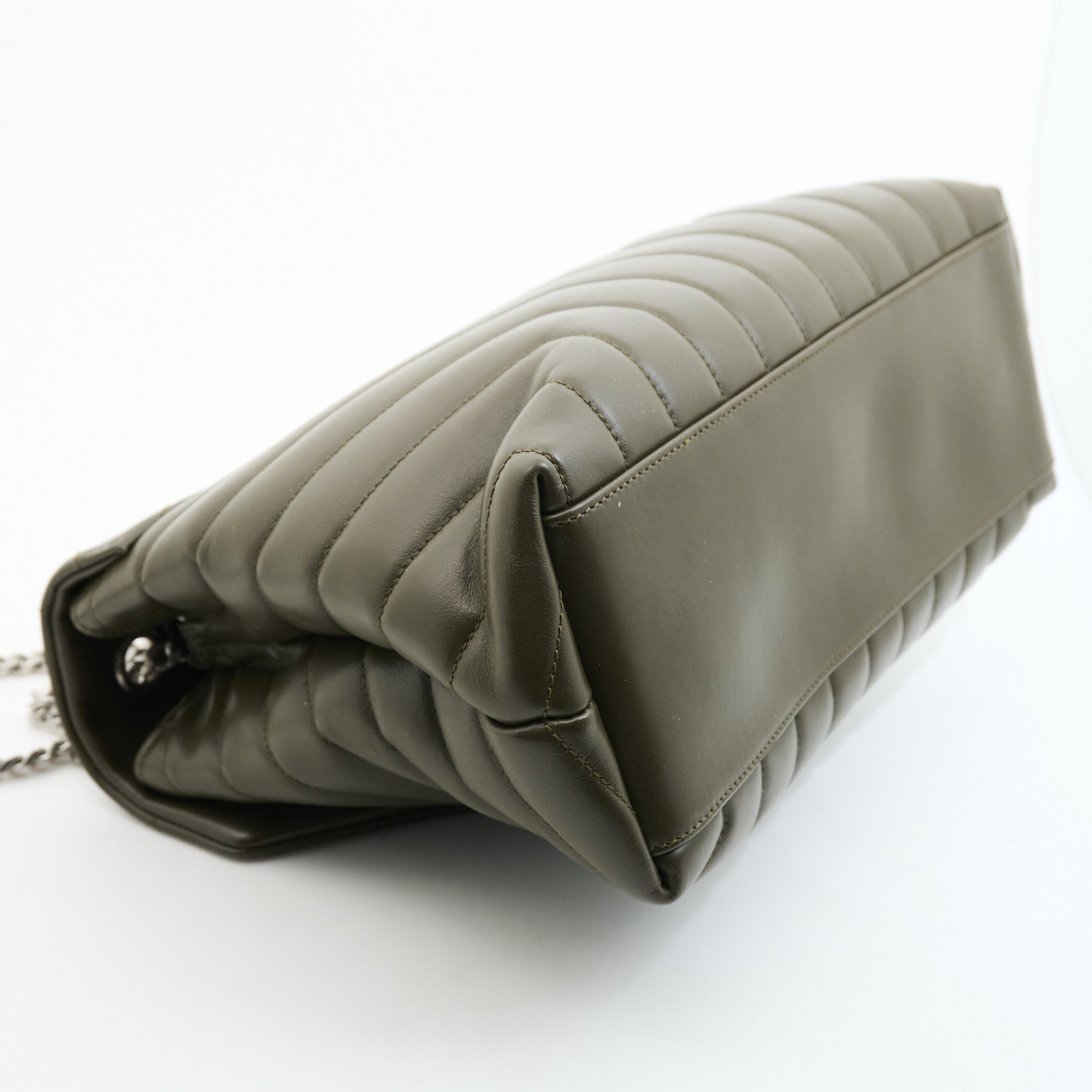 Saint Laurent Medium Lou Lou Handbag in Olive Green