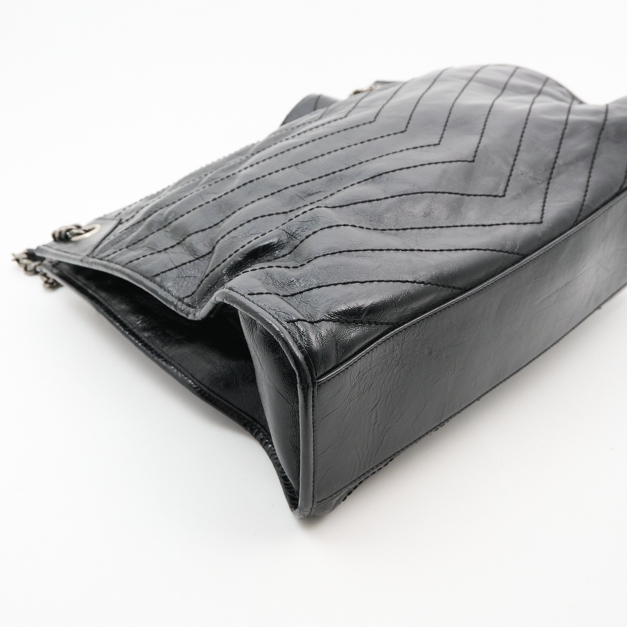 Saint Laurent Nikki Tote Black