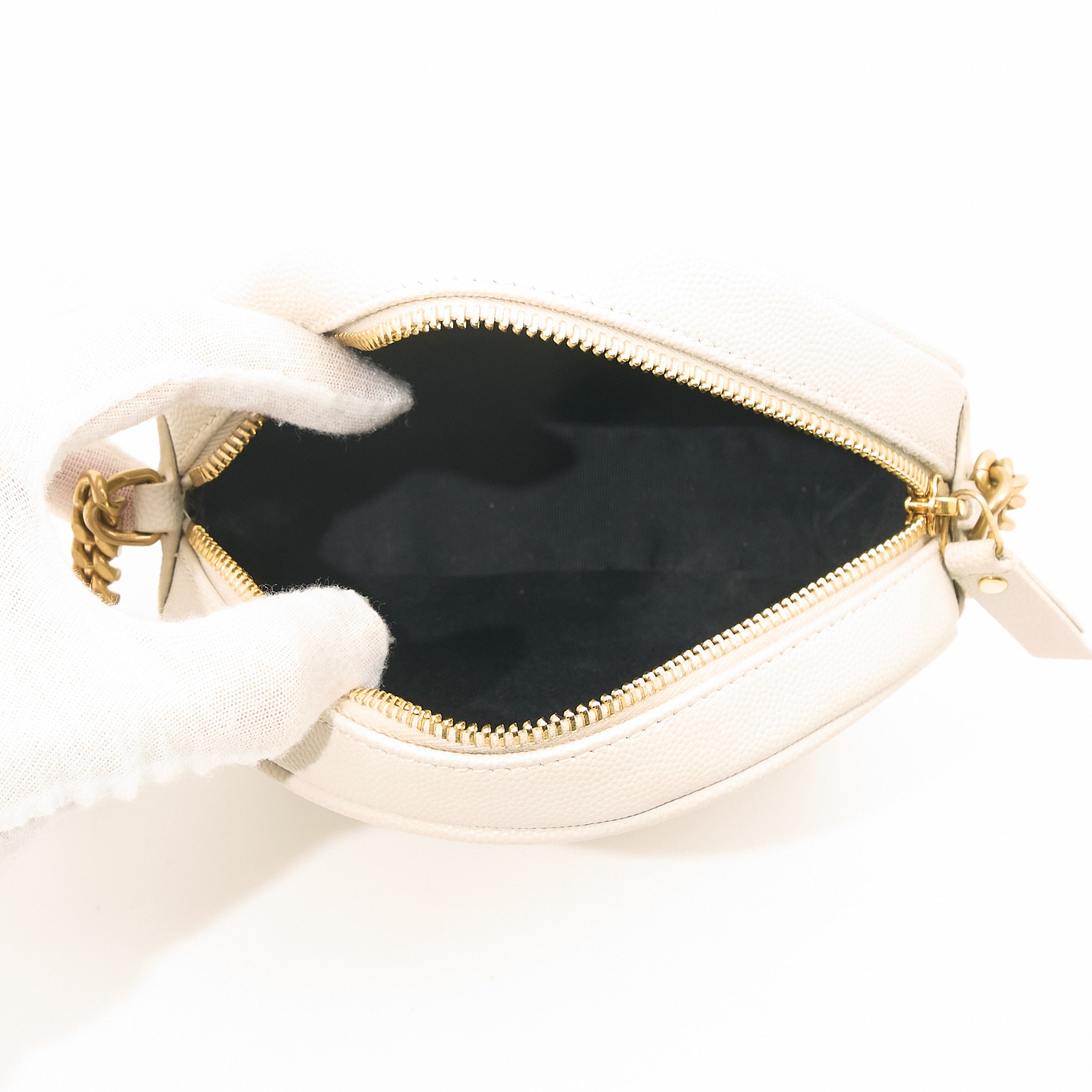 Saint Laurent Vinyle Round Blanc Bag